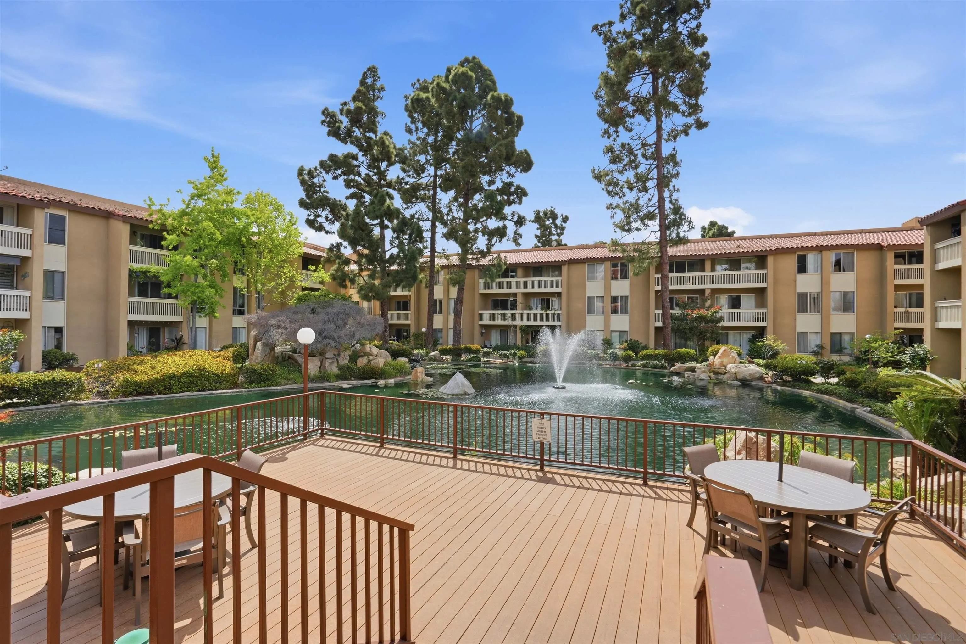https://cdn.realtyfeed.com/cdn/127/260012588/32cef733856c877302be955a5e5d11d9.webp