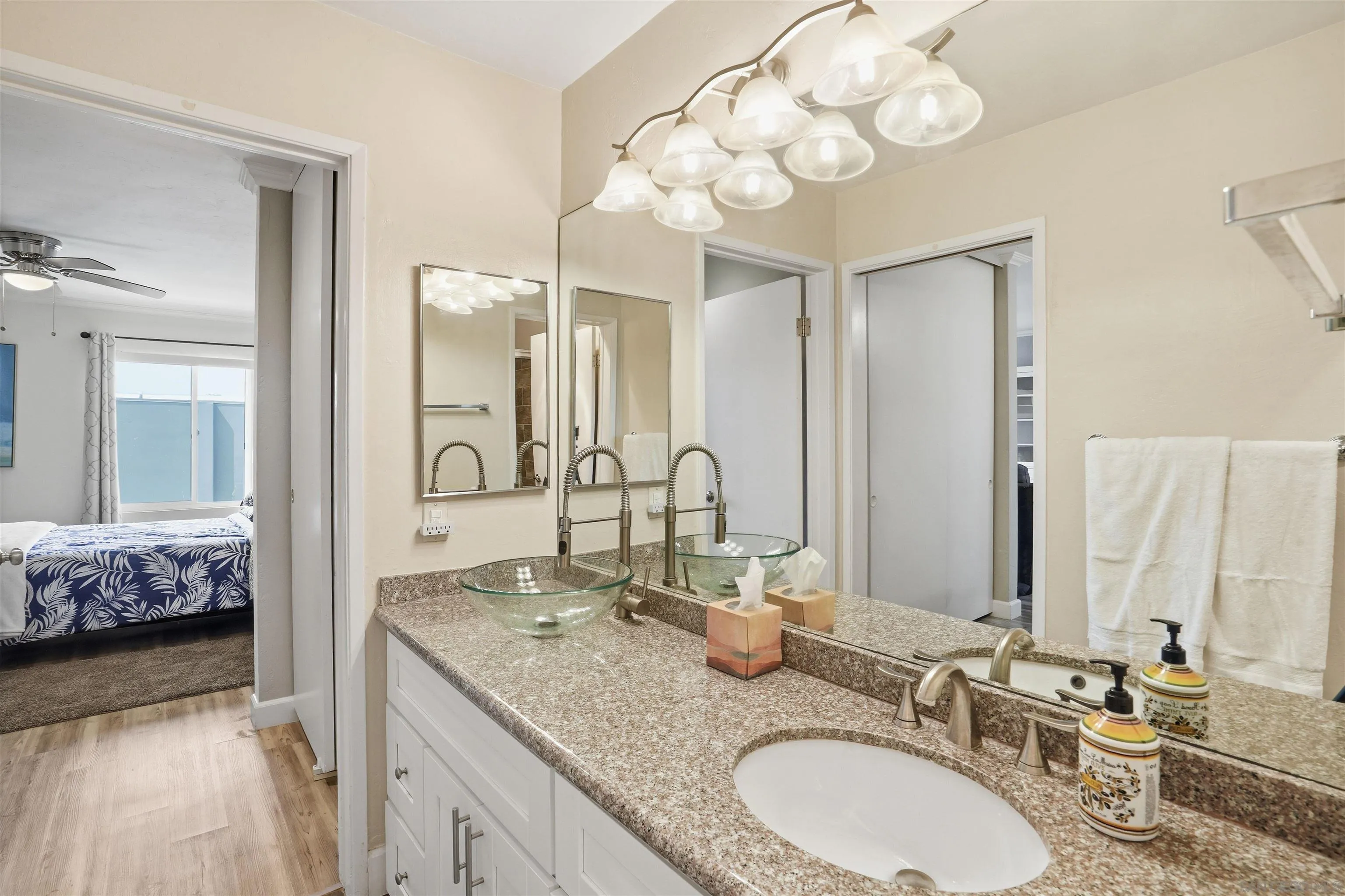 https://cdn.realtyfeed.com/cdn/127/260012588/cfc99013d608c18be38e5e84897ef132.webp