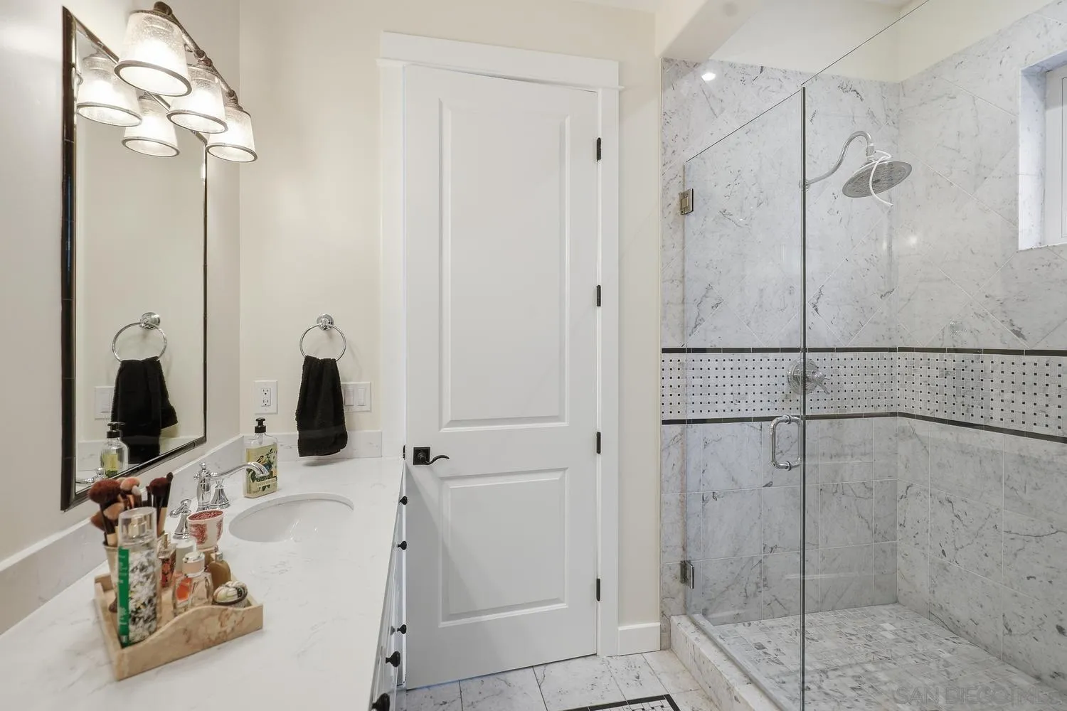 https://cdn.realtyfeed.com/cdn/127/260012589/049f329bc911f25923e66b7520b71ffb.webp