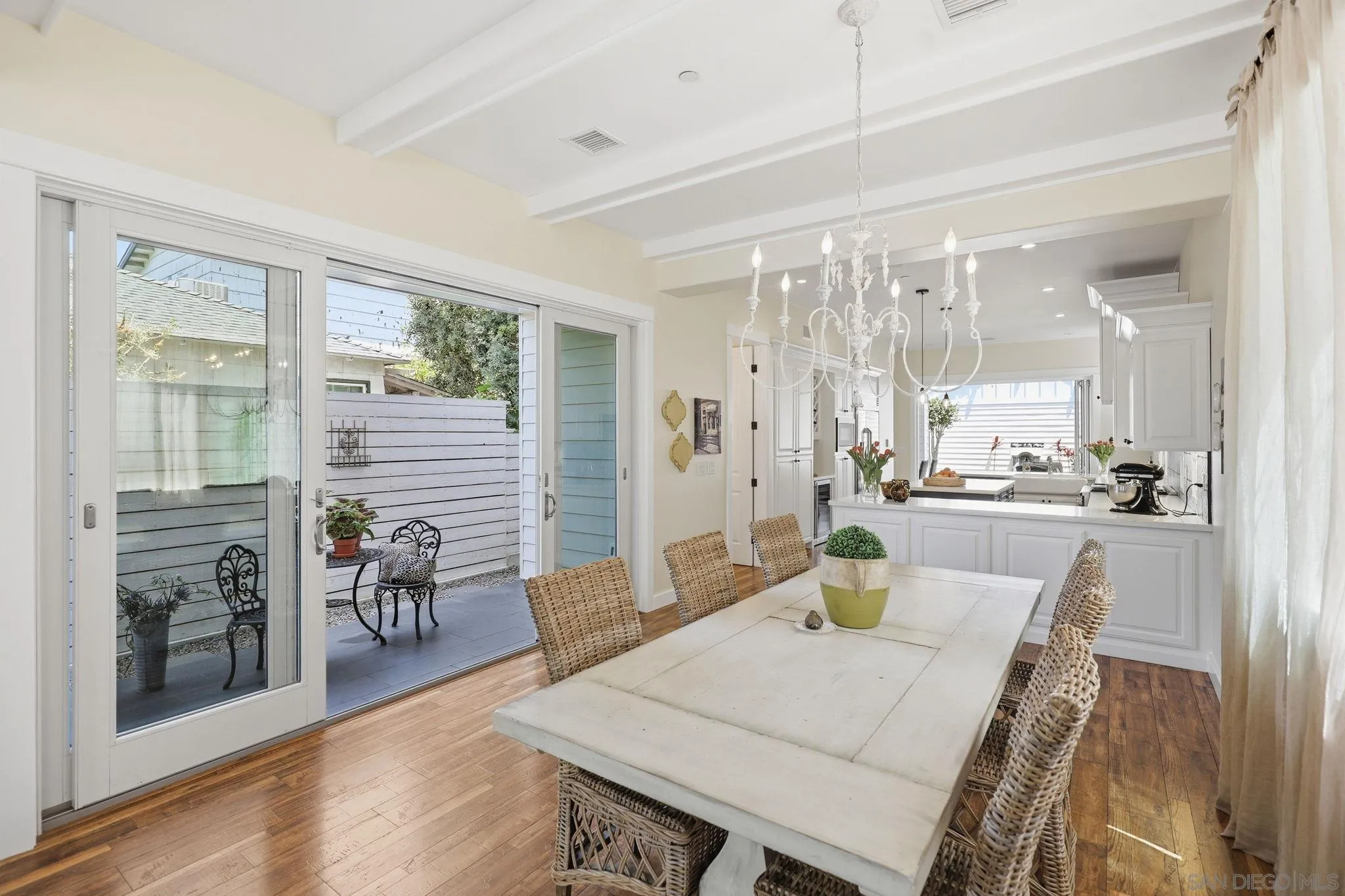 https://cdn.realtyfeed.com/cdn/127/260012589/6e30502694be6e577293432fceda1fe5.webp