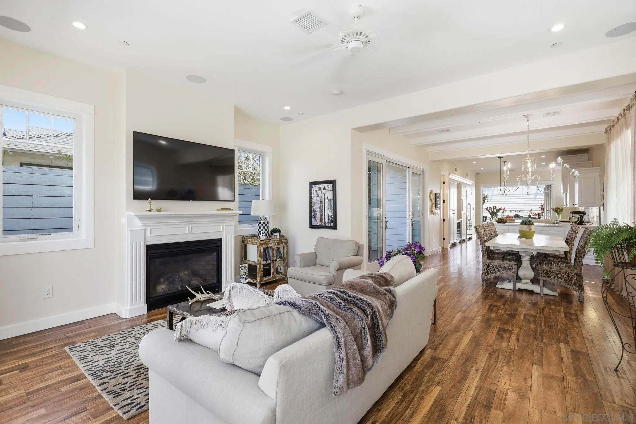 https://cdn.realtyfeed.com/cdn/127/260012589/80f20e823e98ce1f3af9be906fe8a4e7.webp