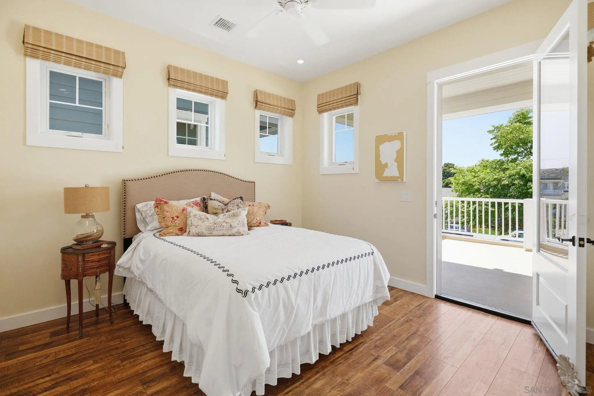 https://cdn.realtyfeed.com/cdn/127/260012589/8d1b76eca78e224b147564ba7ac46f3f.webp