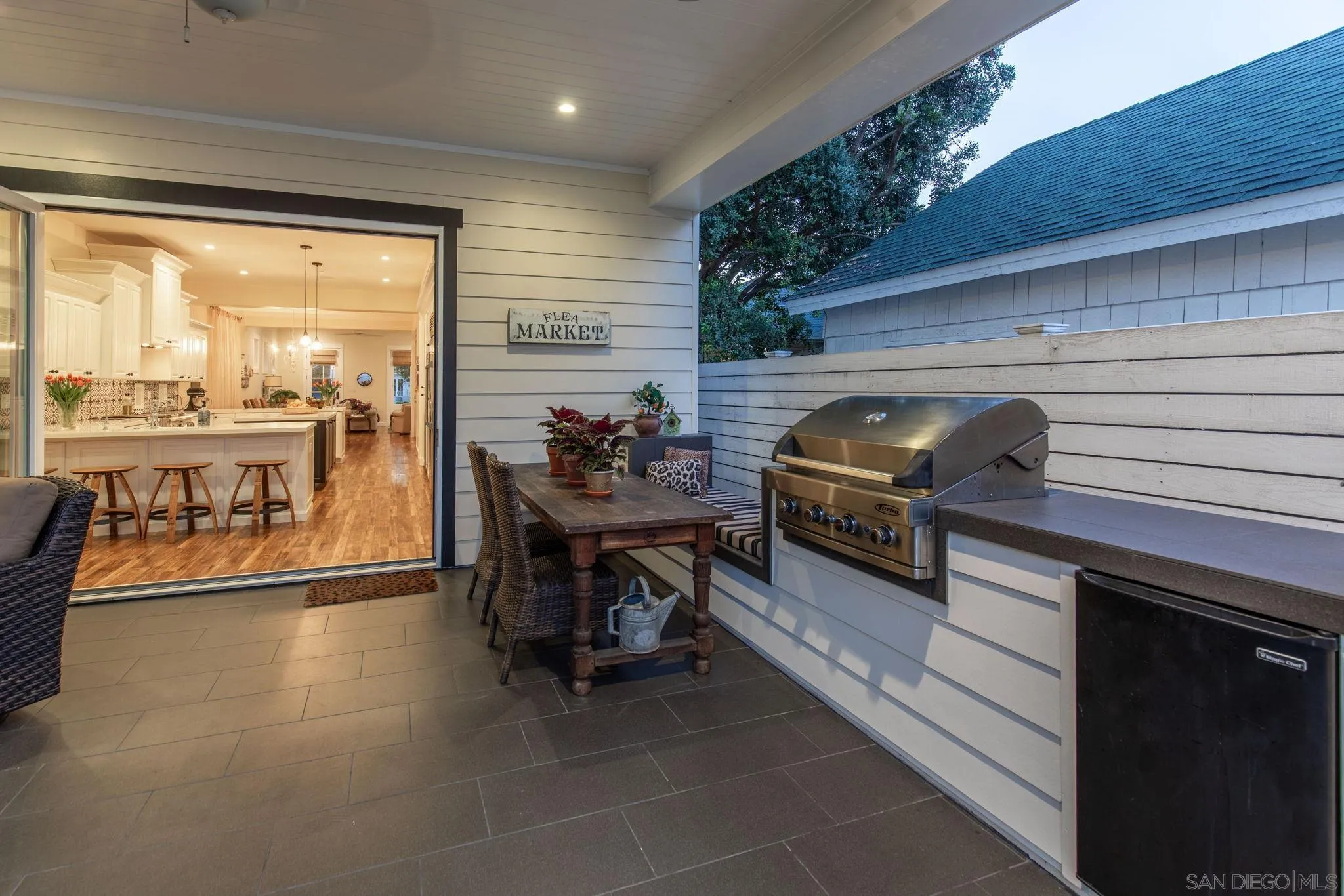 https://cdn.realtyfeed.com/cdn/127/260012589/992790f14ae9fb910cadc70e1069a3f9.webp