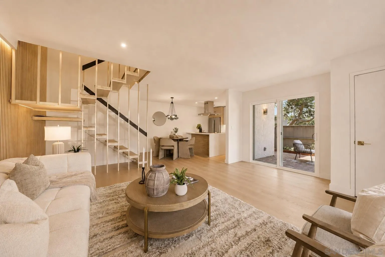 https://cdn.realtyfeed.com/cdn/127/260012591/ddd9495347a495d0c08540a03c53d2c5.webp