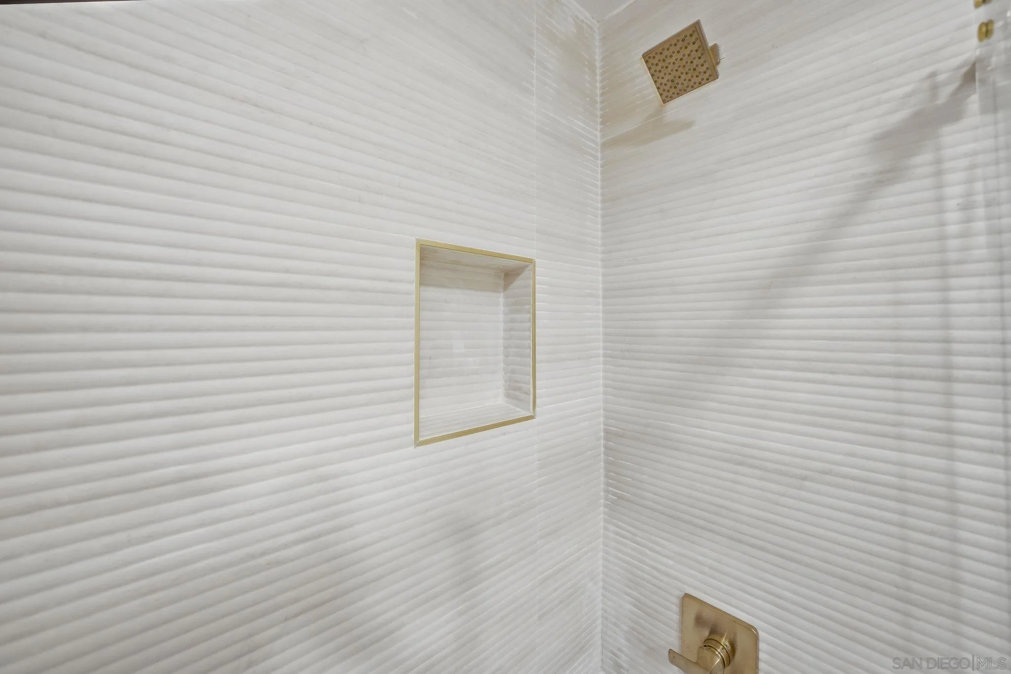 Photo #28: 260012591 Listing: Photo #28