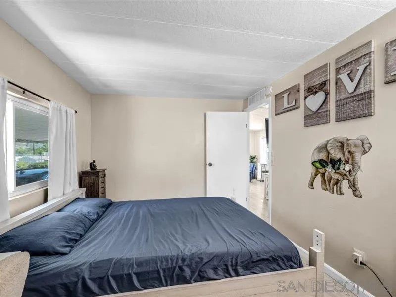 https://cdn.realtyfeed.com/cdn/127/260012592/4ecb691d476b628e317059811daa7e7a.webp