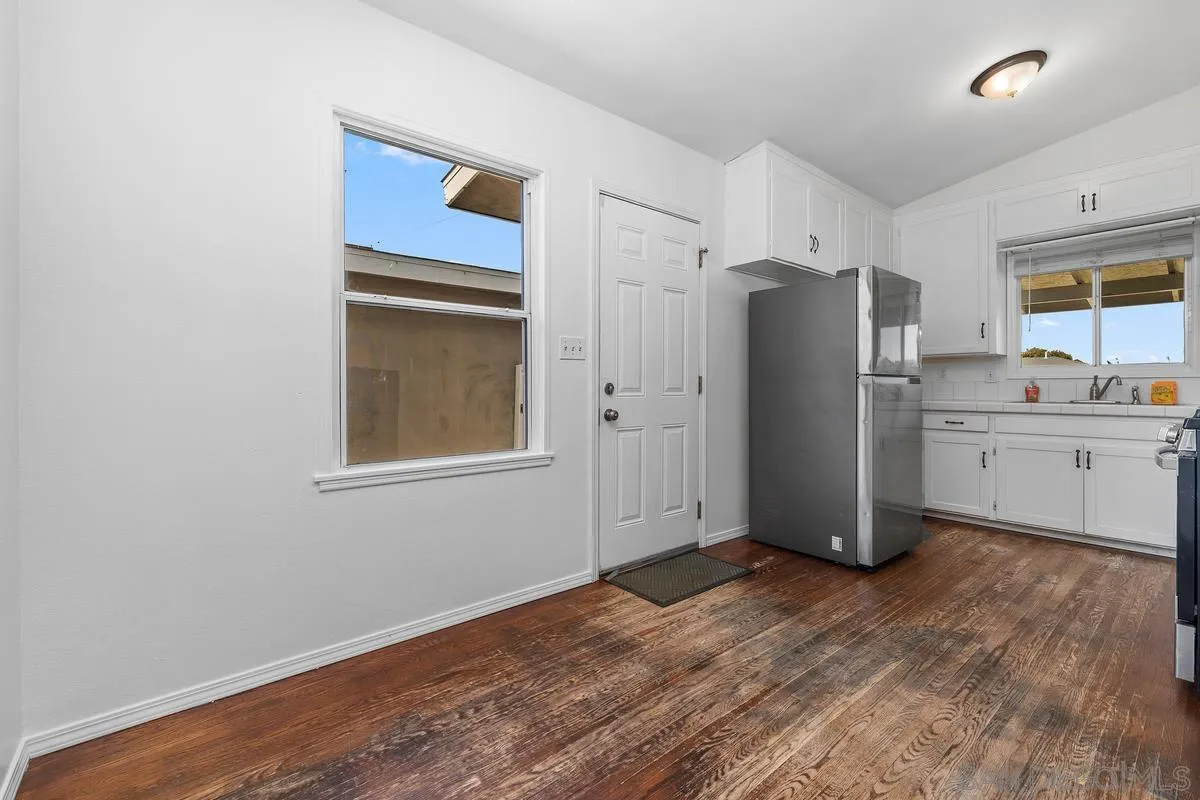 https://cdn.realtyfeed.com/cdn/127/260012593/20d144fb713181eafbed01501d036a0a.webp