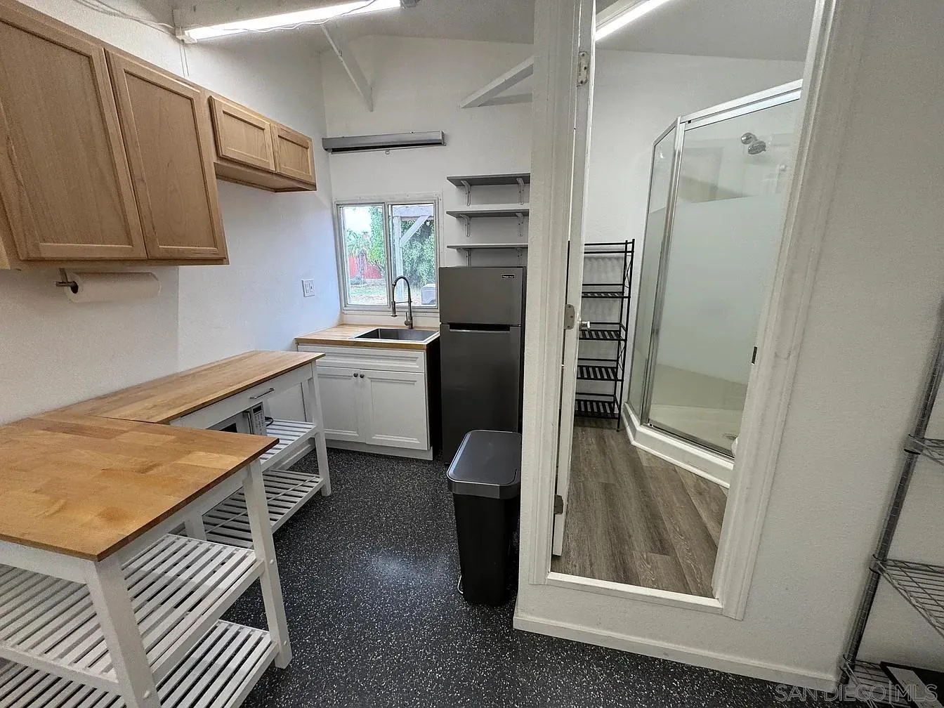 https://cdn.realtyfeed.com/cdn/127/260012593/24917f2440a4aae9acec96bab3e3eabb.webp