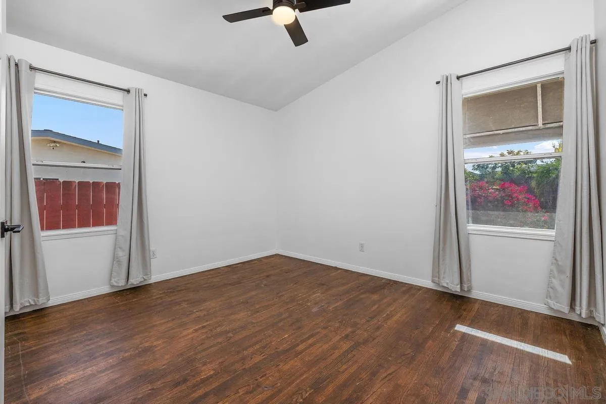 https://cdn.realtyfeed.com/cdn/127/260012593/3659b16cc4fe0451cc128eb1b3d8ccb5.webp
