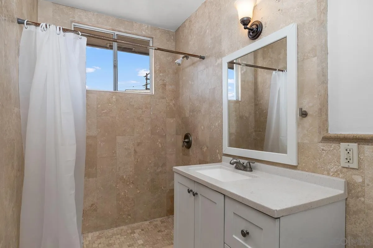 https://cdn.realtyfeed.com/cdn/127/260012593/6e0b27286ada8556cf5946156d928c6a.webp