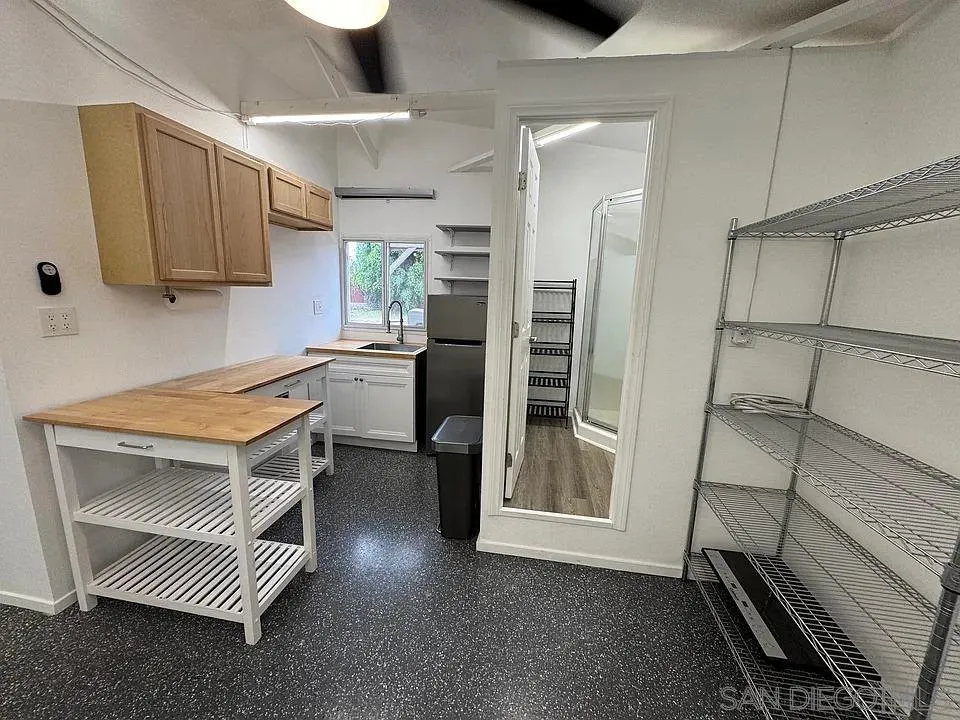 https://cdn.realtyfeed.com/cdn/127/260012593/d372841cd943f1d562b0bdb91344b573.webp