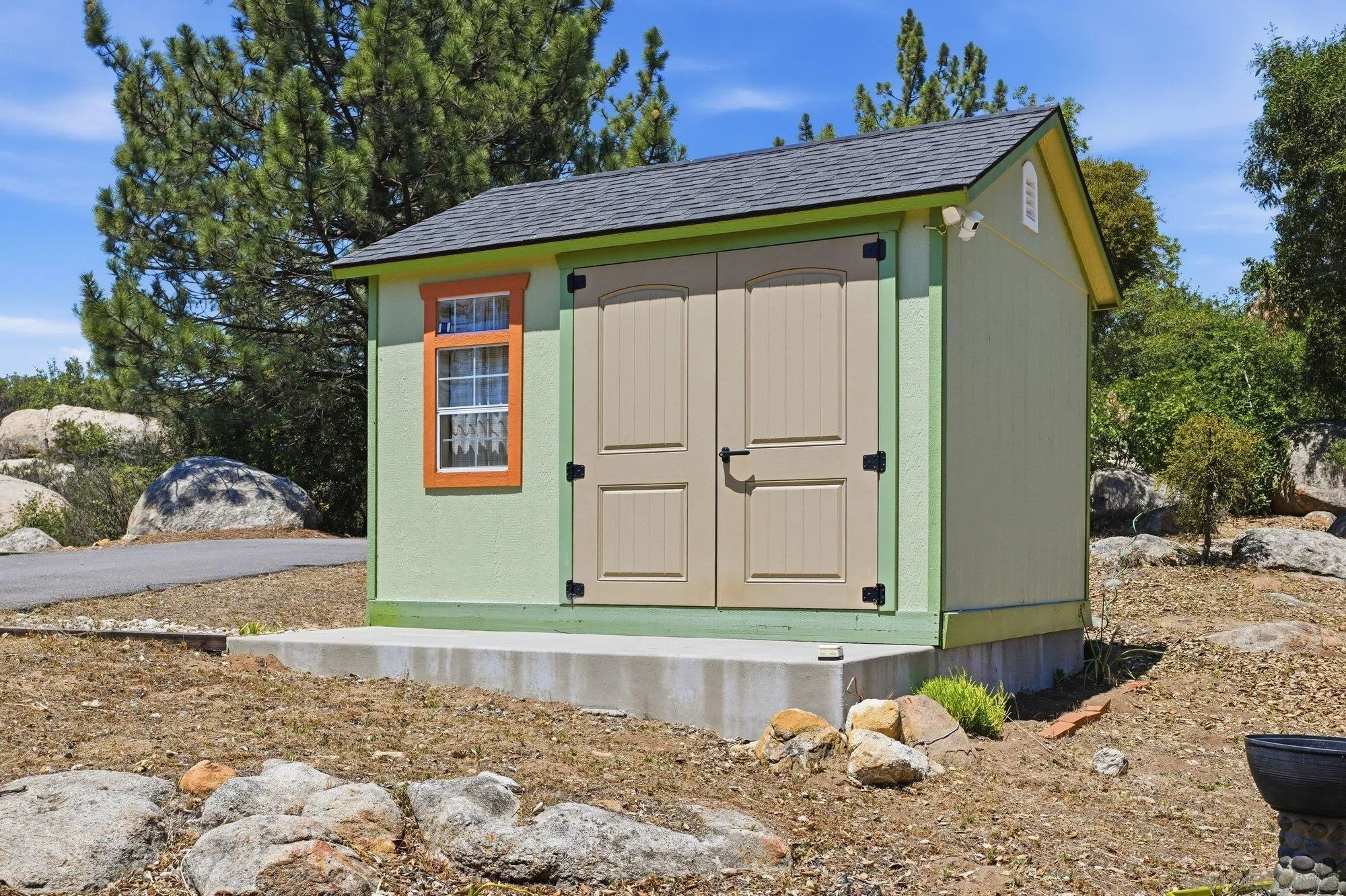 https://cdn.realtyfeed.com/cdn/127/260012596/414c167bbe60221f4dde5158f33571d0.webp