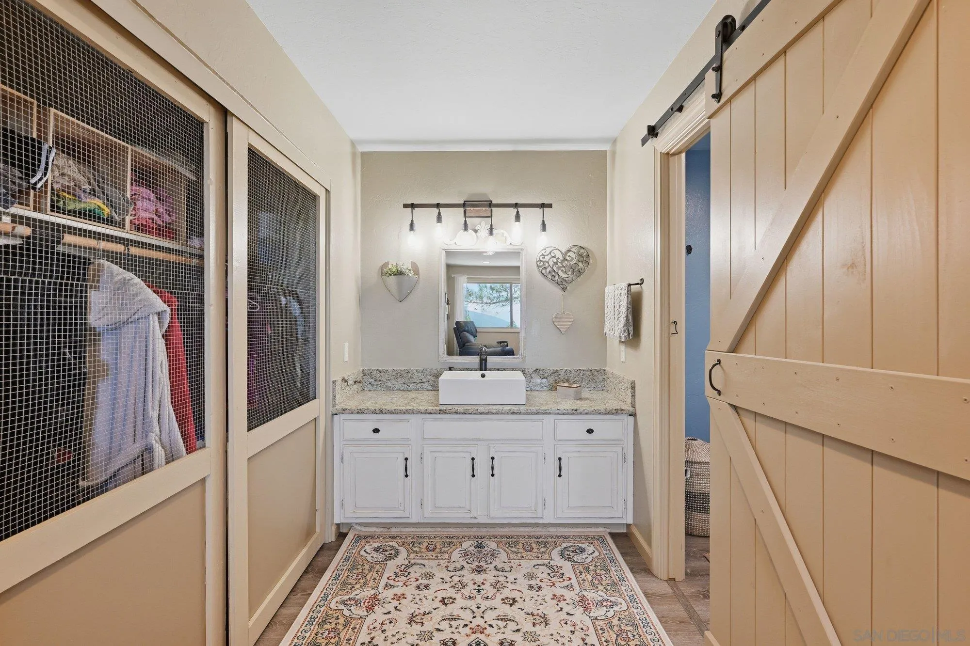 https://cdn.realtyfeed.com/cdn/127/260012596/74e25b3e38aebfd804fe9a6520c4abea.webp