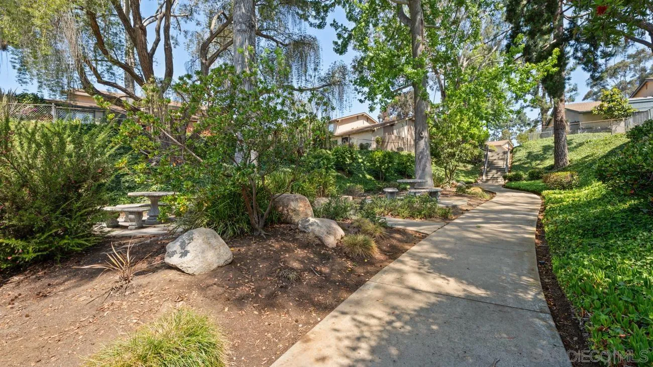 Photo #36: 260012598 Listing: Photo #36