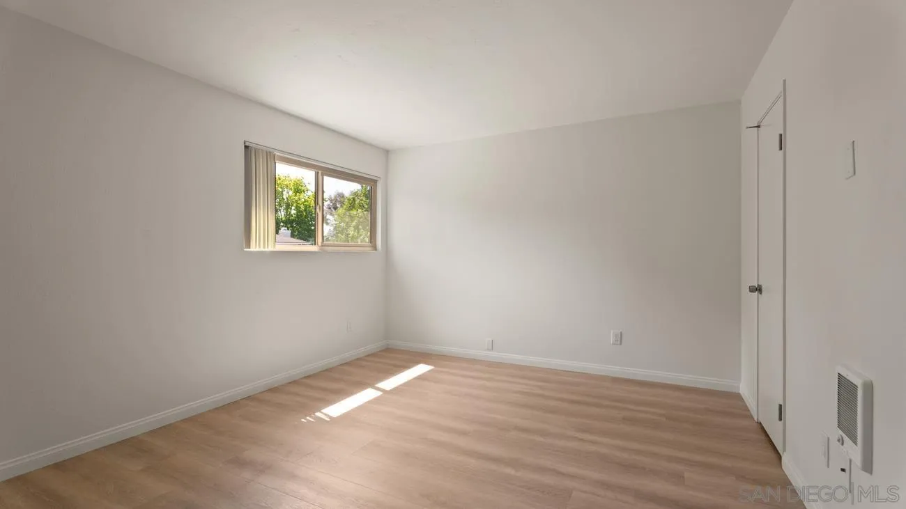 Photo #21: 260012598 Listing: Photo #21