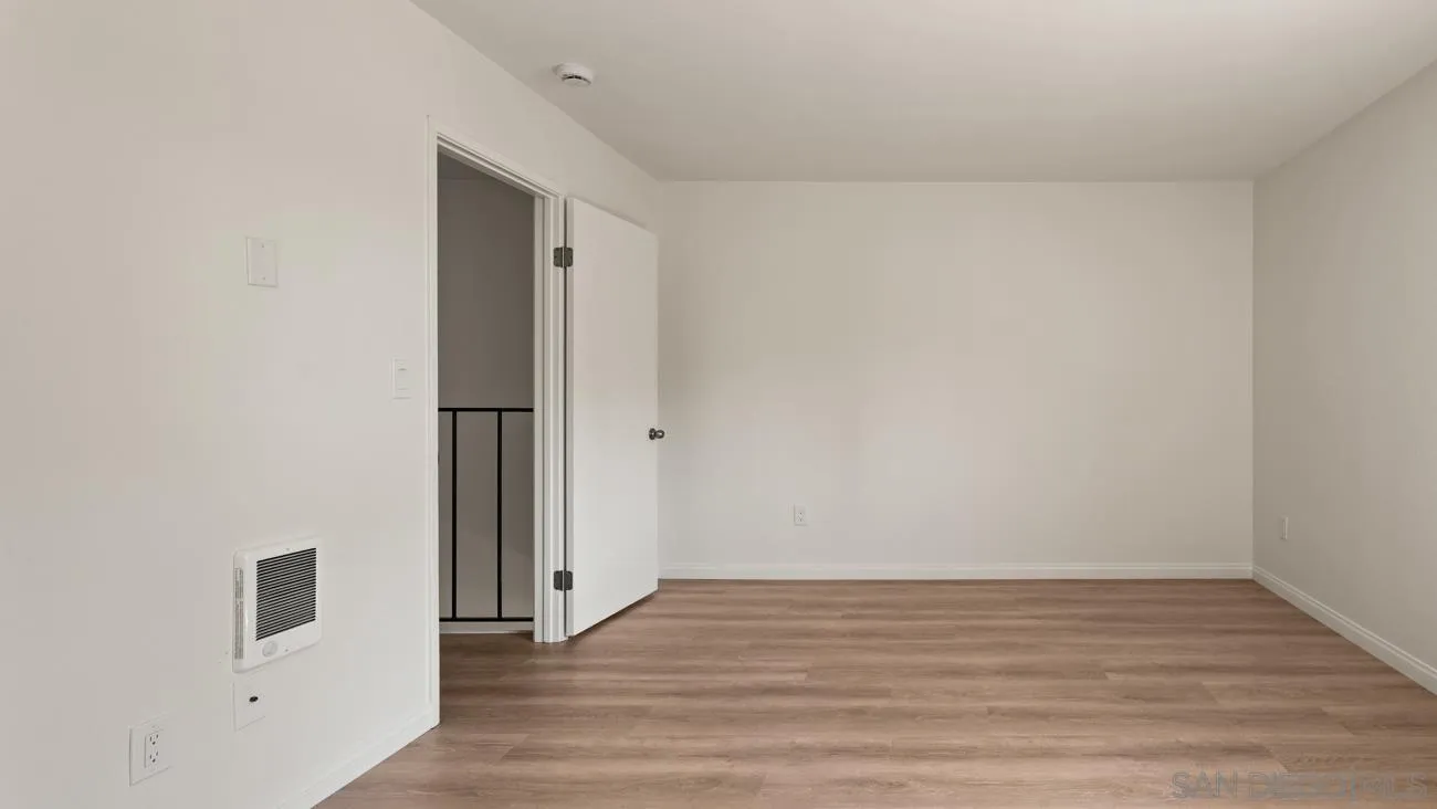 Photo #23: 260012598 Listing: Photo #23