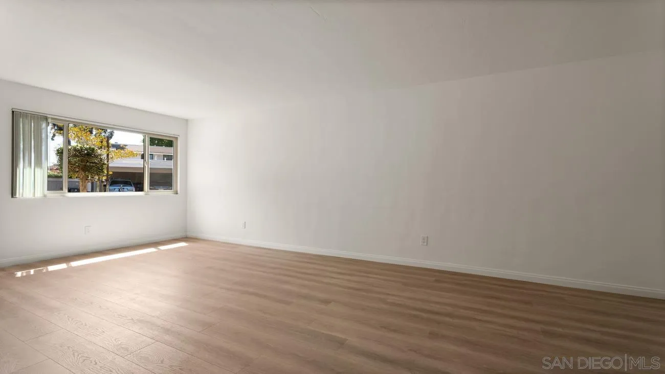 Photo #9: 260012598 Listing: Photo #9