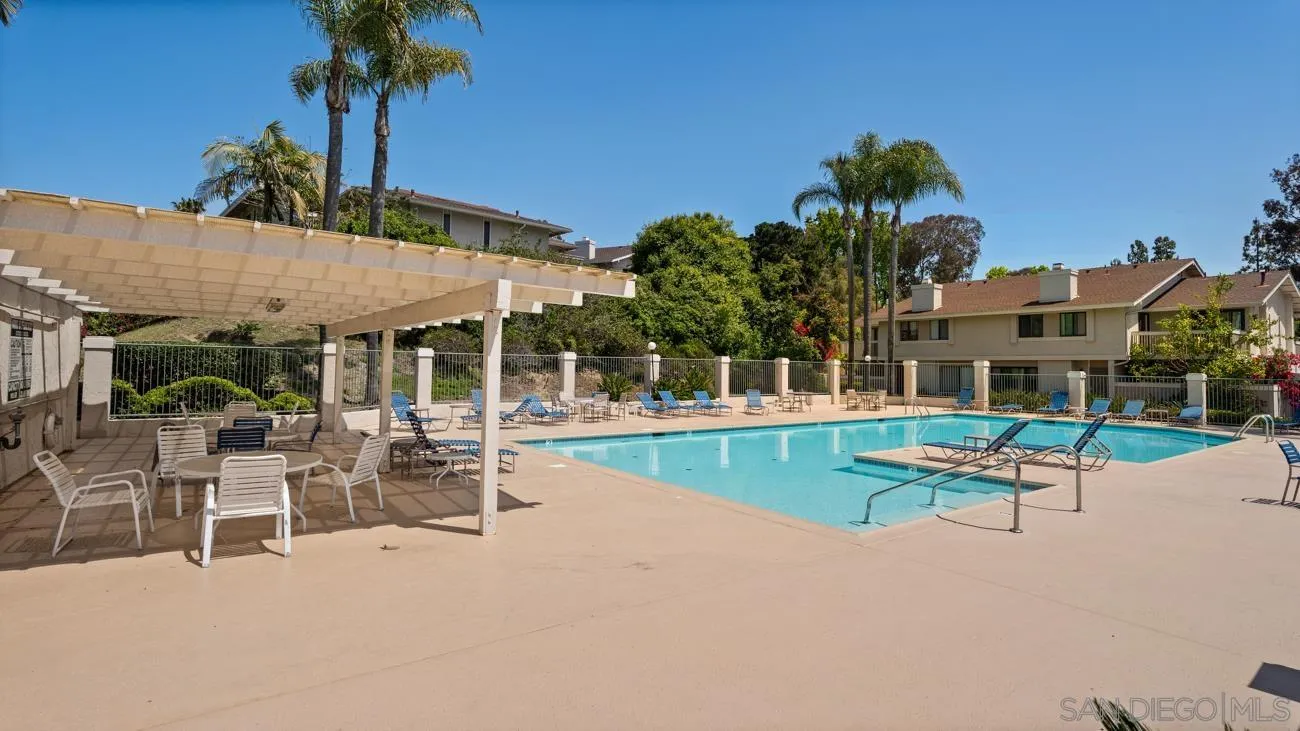 Photo #37: 260012598 Listing: Photo #37