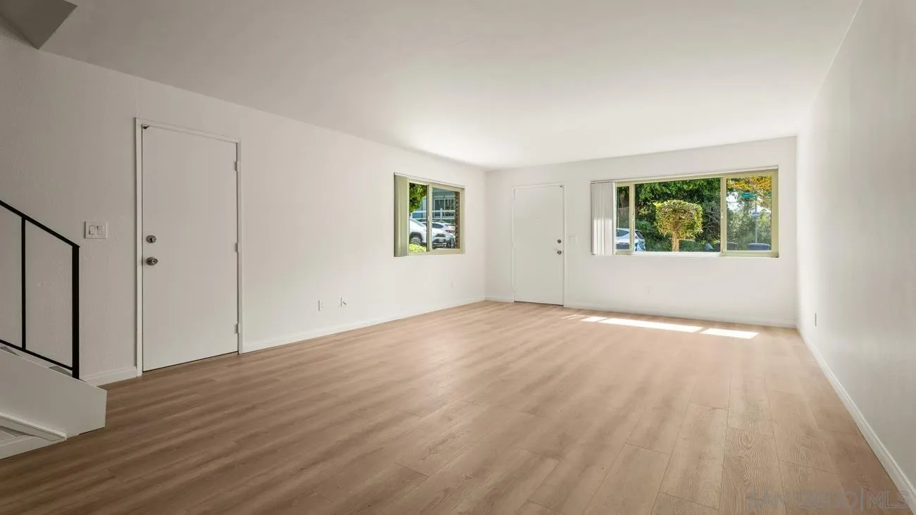 Photo #6: 260012598 Listing: Photo #6