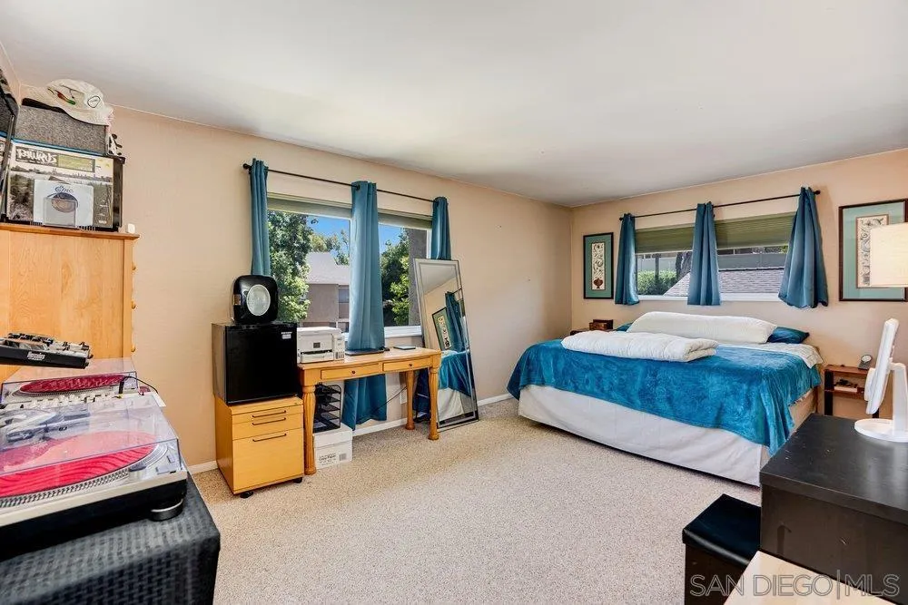 Photo #12: 260012605 Listing: Photo #12