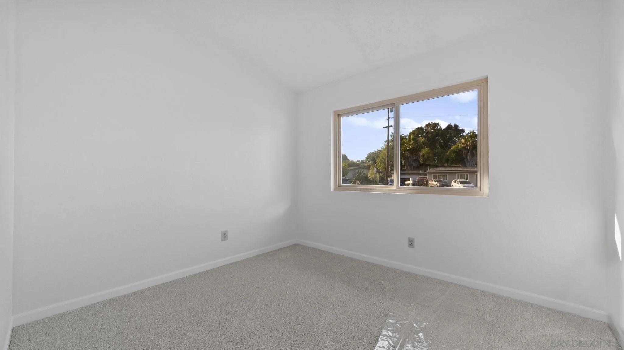 https://cdn.realtyfeed.com/cdn/127/260012606/1eca4b71dd3278ca1af901d0361ce9ce.webp