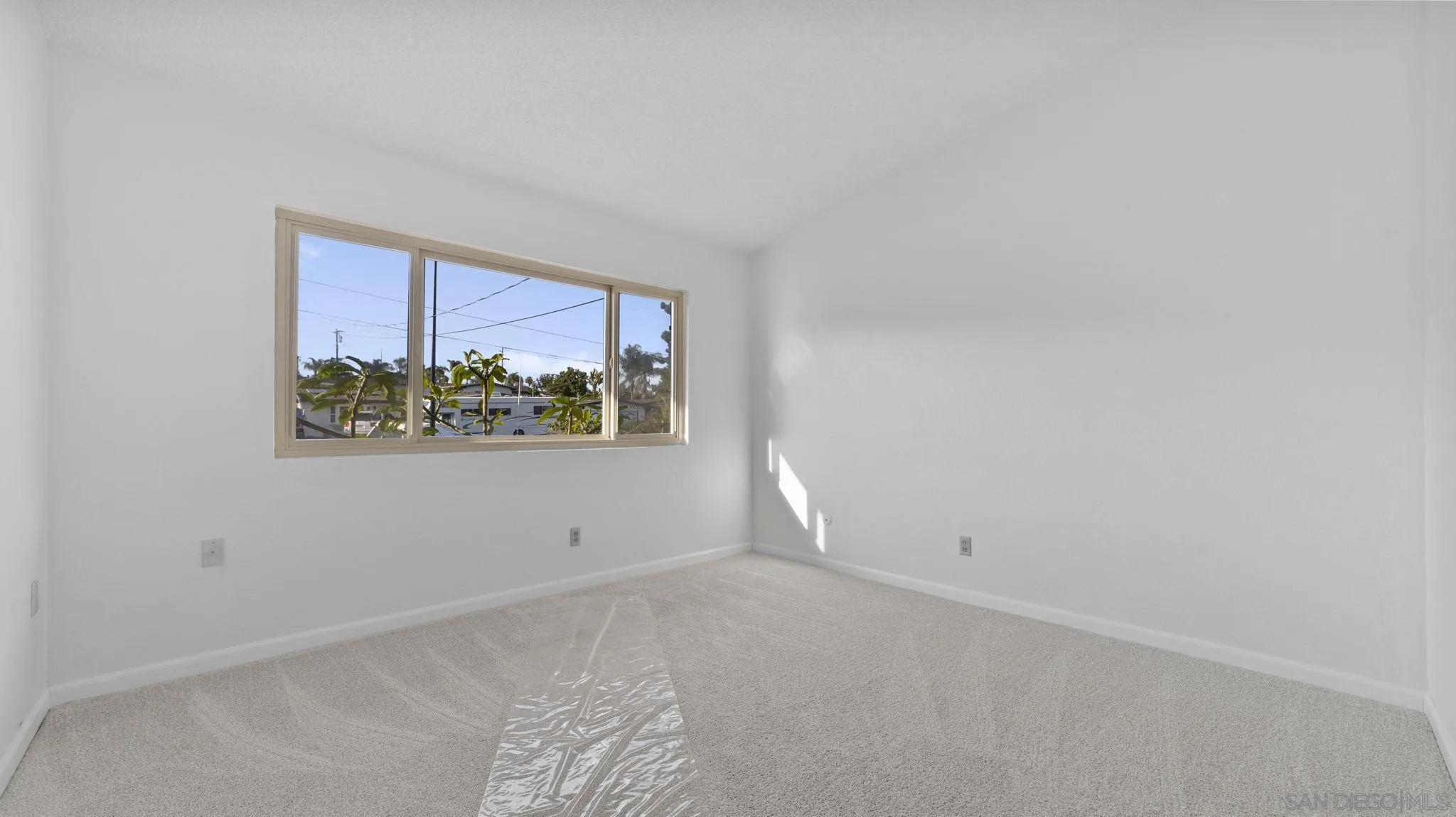 https://cdn.realtyfeed.com/cdn/127/260012606/7c6246e67807ecdc6e1c2320bd7d4700.webp