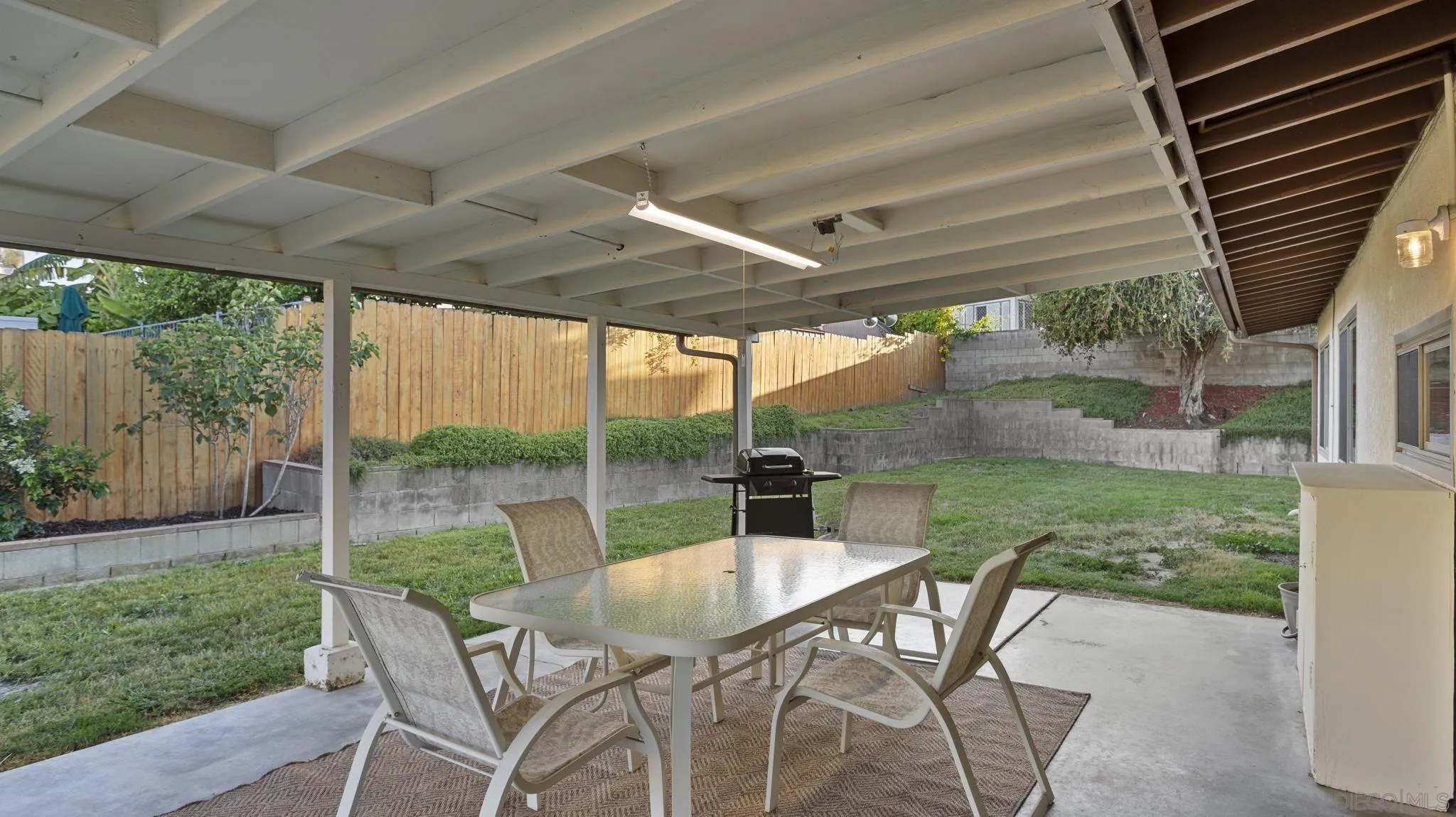https://cdn.realtyfeed.com/cdn/127/260012606/8f8853cc1eacdcef75af73b302fba963.webp