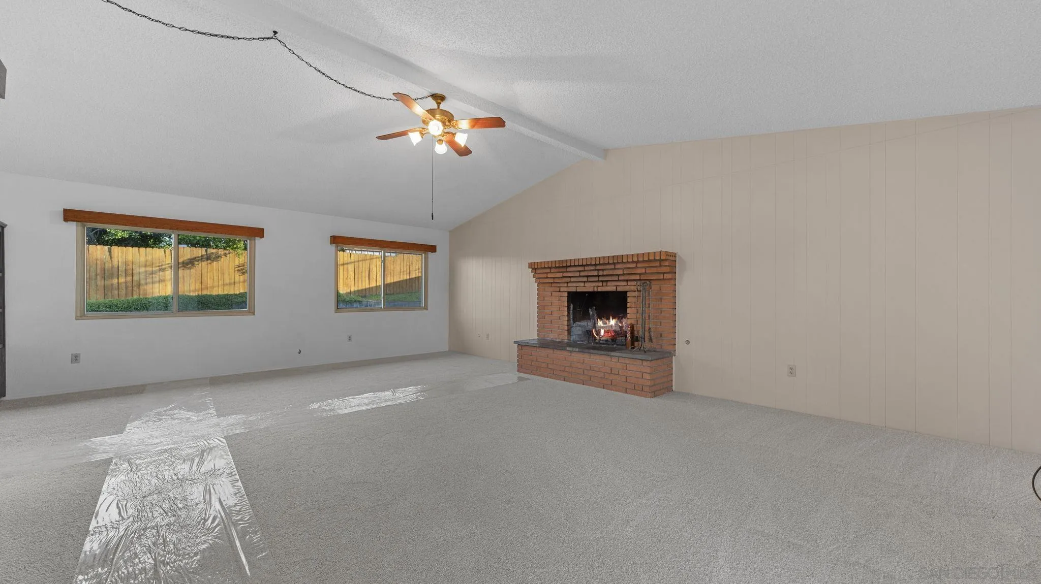 https://cdn.realtyfeed.com/cdn/127/260012606/f1363e5825025b9a0197f9d914a435bb.webp