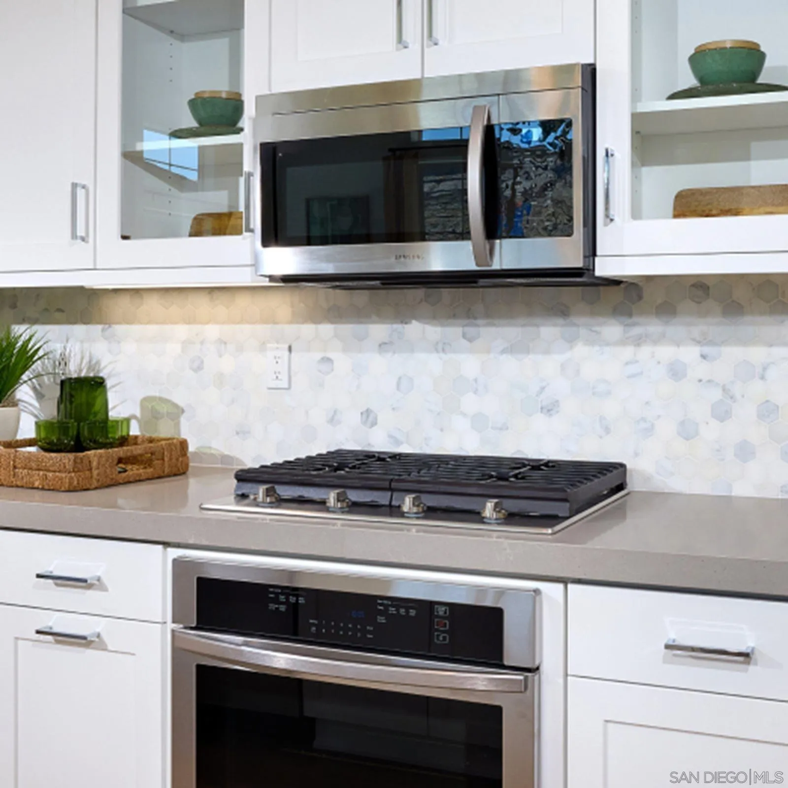 Photo #10: 260012610 Listing: Photo #10