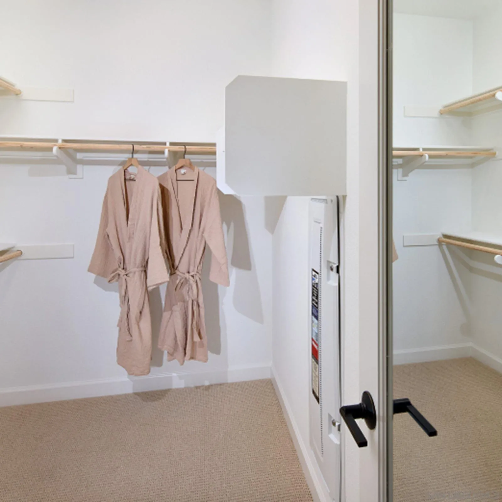 Photo #15: 260012610 Listing: Photo #15