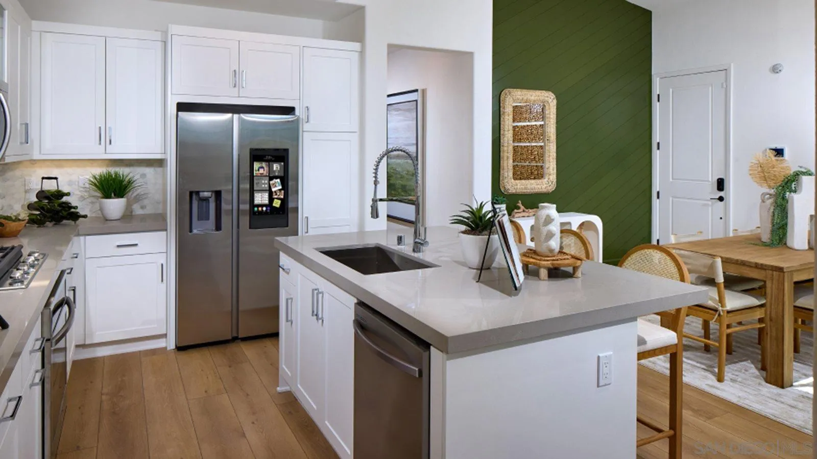 Photo #6: 260012610 Listing: Photo #6
