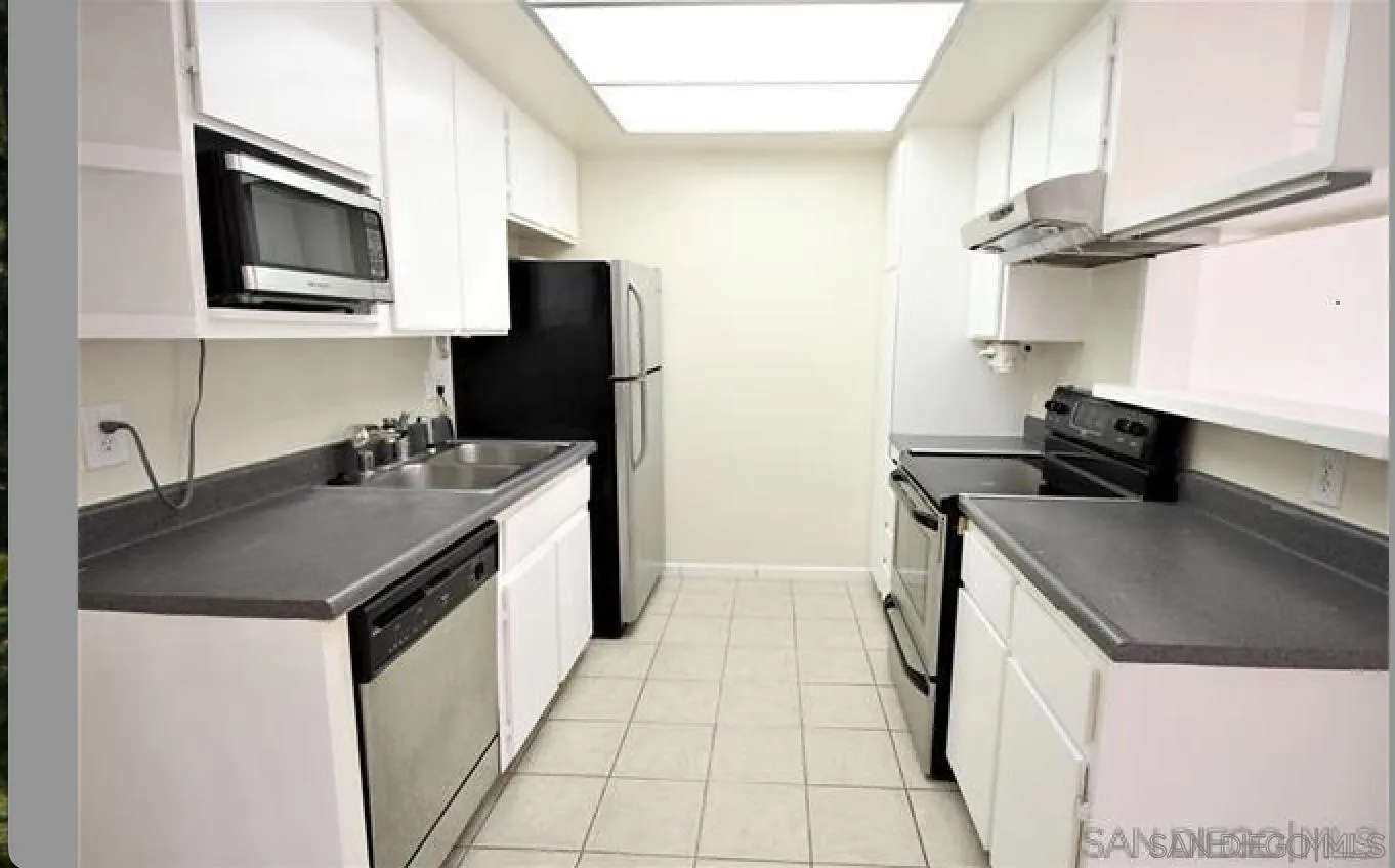 https://cdn.realtyfeed.com/cdn/127/260012614/532e90cde625738e96b6e2ee2c388dd6.webp