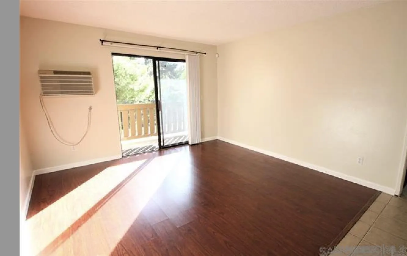 https://cdn.realtyfeed.com/cdn/127/260012614/741ae8240fcd11b6a3196c3bcd8aa4fb.webp