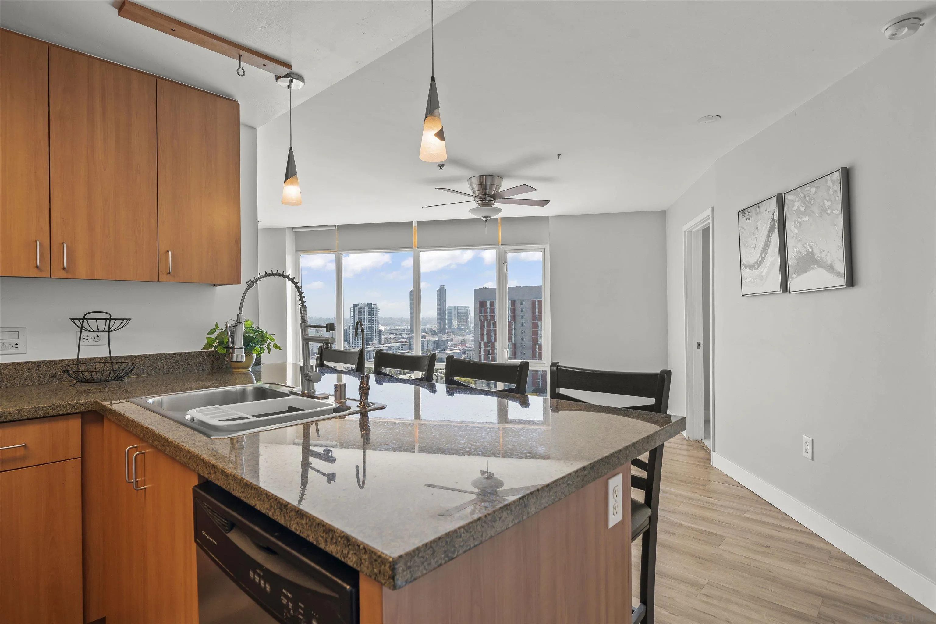 Photo #11: 260012616 Listing: Photo #11