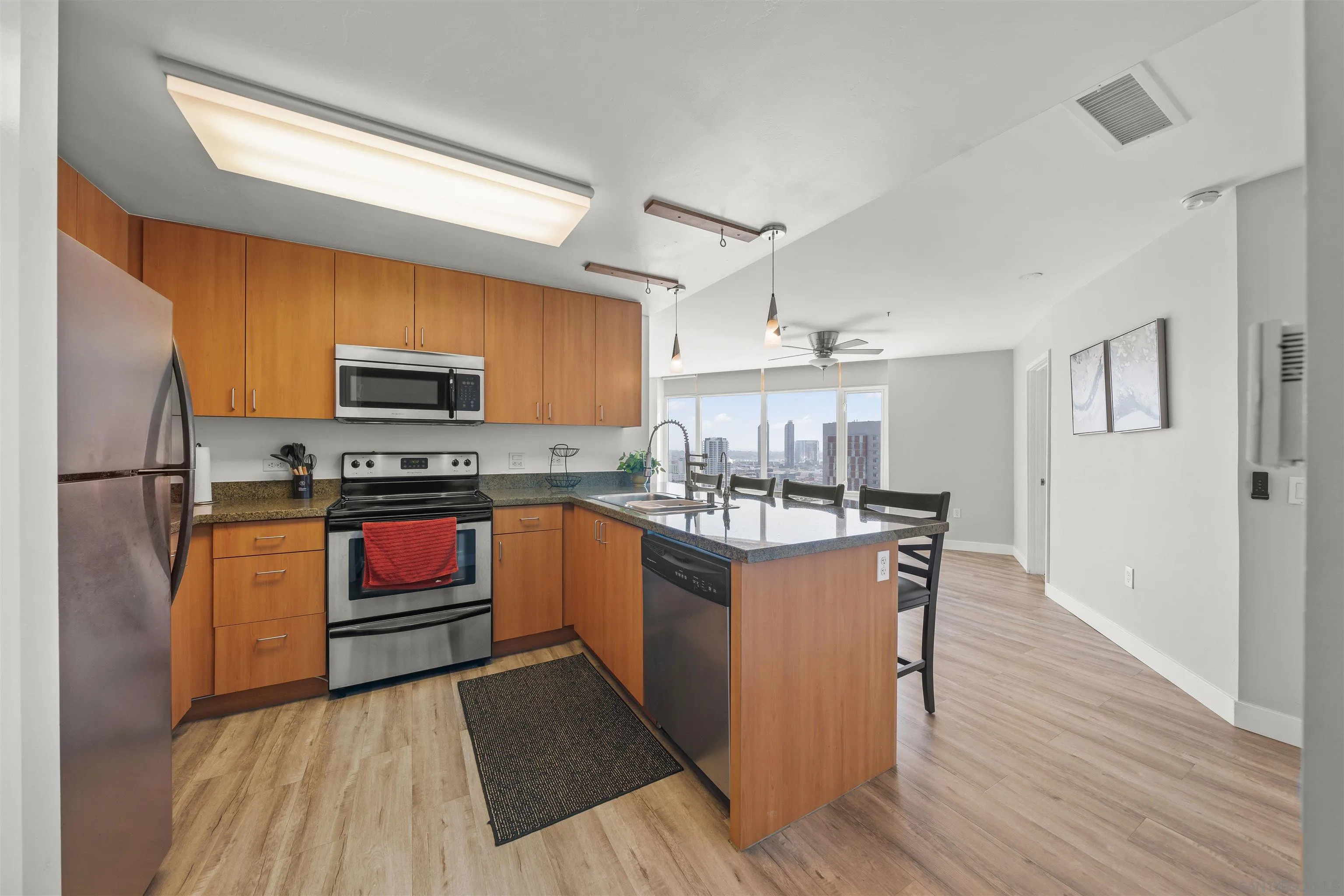 Photo #12: 260012616 Listing: Photo #12