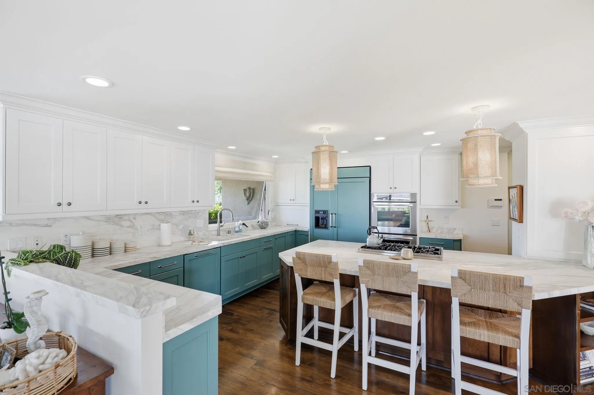 https://cdn.realtyfeed.com/cdn/127/260012619/1b701e3ea68fe3eaa93ca508415841cb.webp