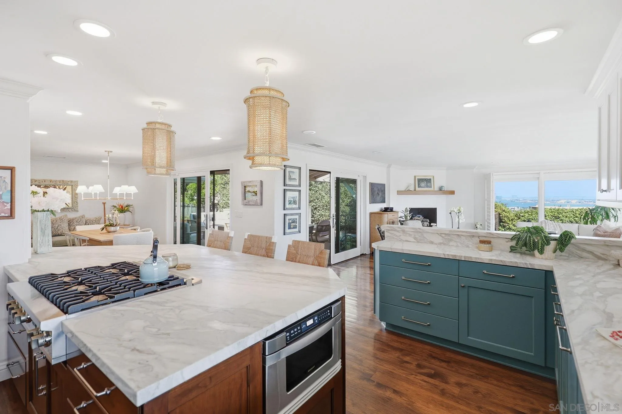 https://cdn.realtyfeed.com/cdn/127/260012619/209e0b01568d16bec6a68f13e1efbfb6.webp