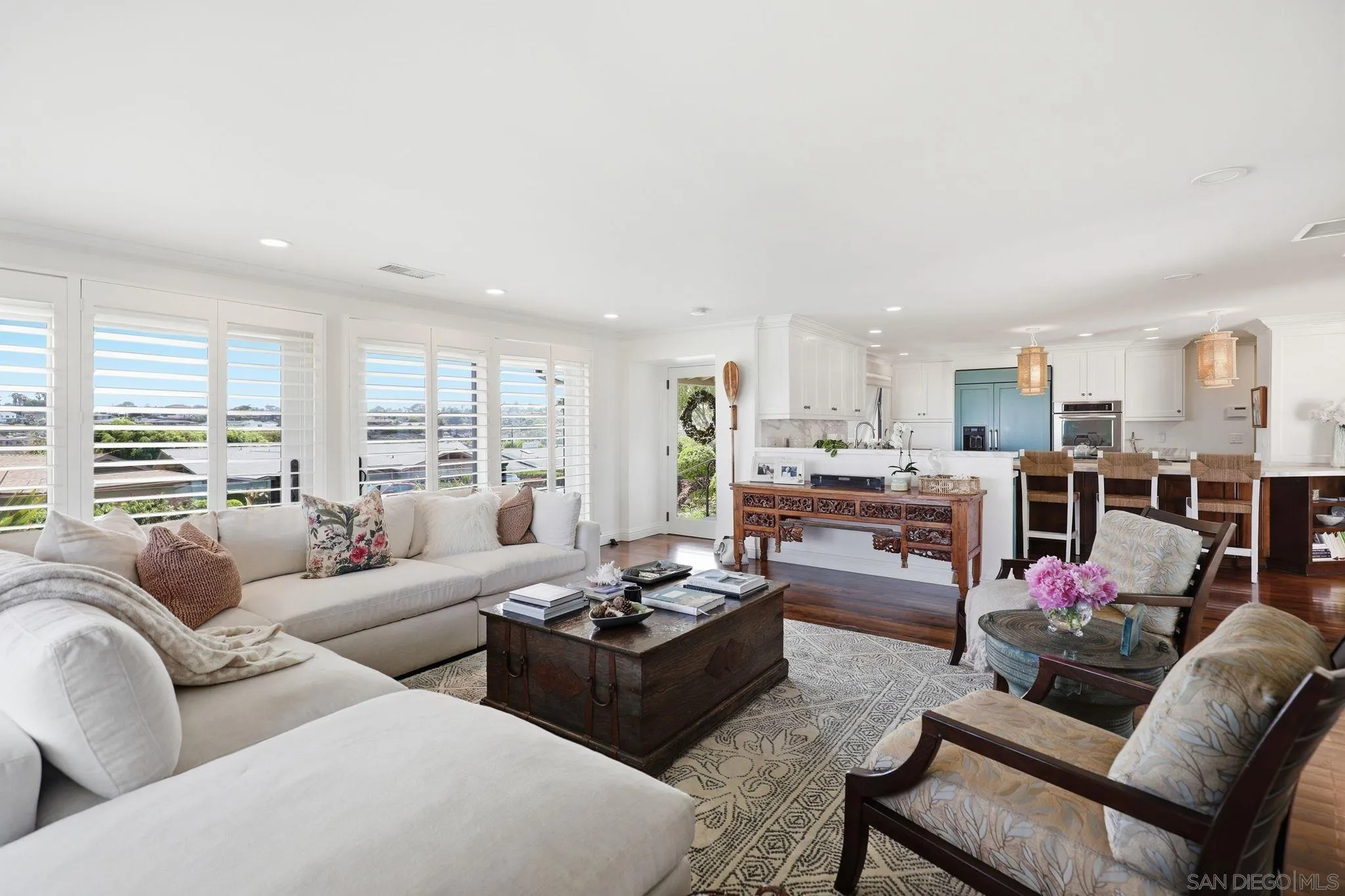 https://cdn.realtyfeed.com/cdn/127/260012619/d8324d898036c76c75ea4fa2e7edbdab.webp