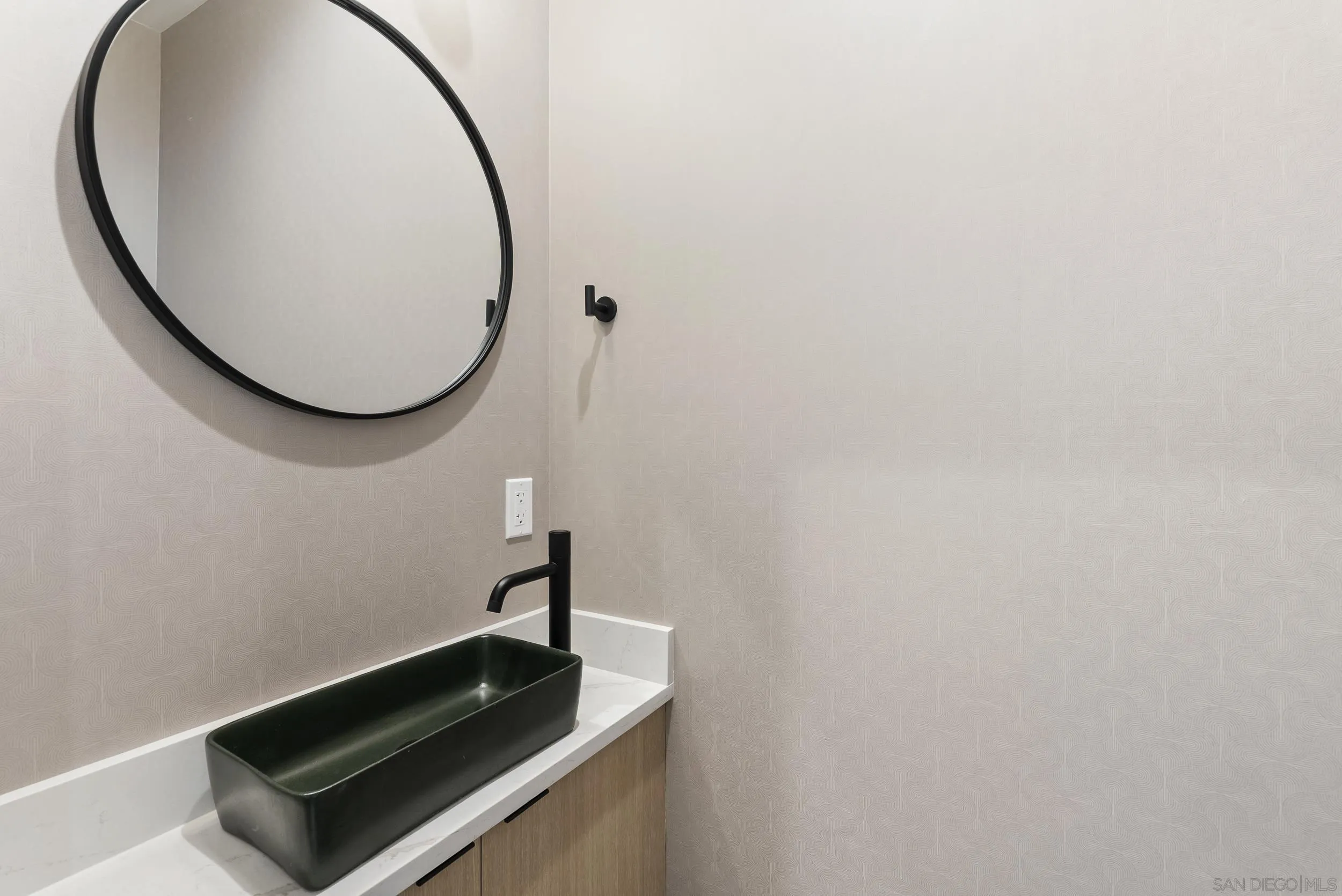 Photo #32: 260012622 Listing: Photo #32