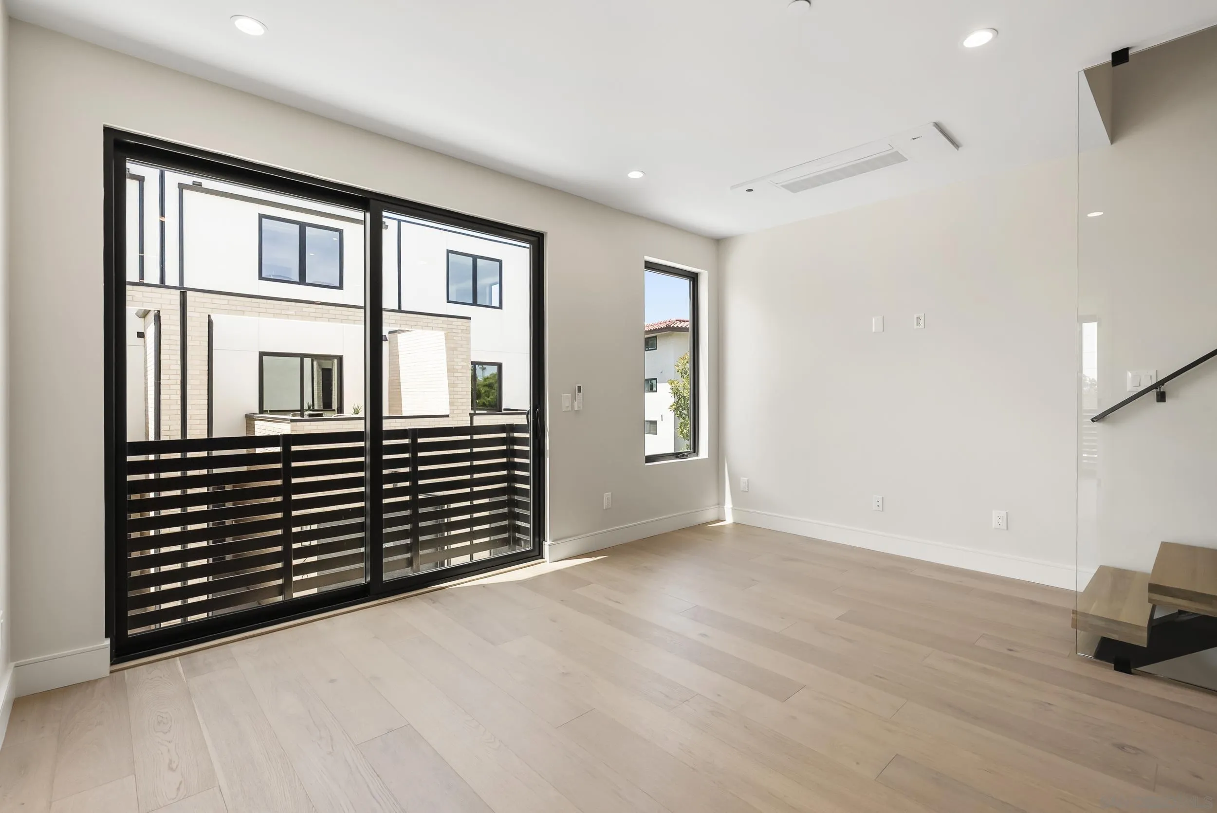 Photo #15: 260012622 Listing: Photo #15