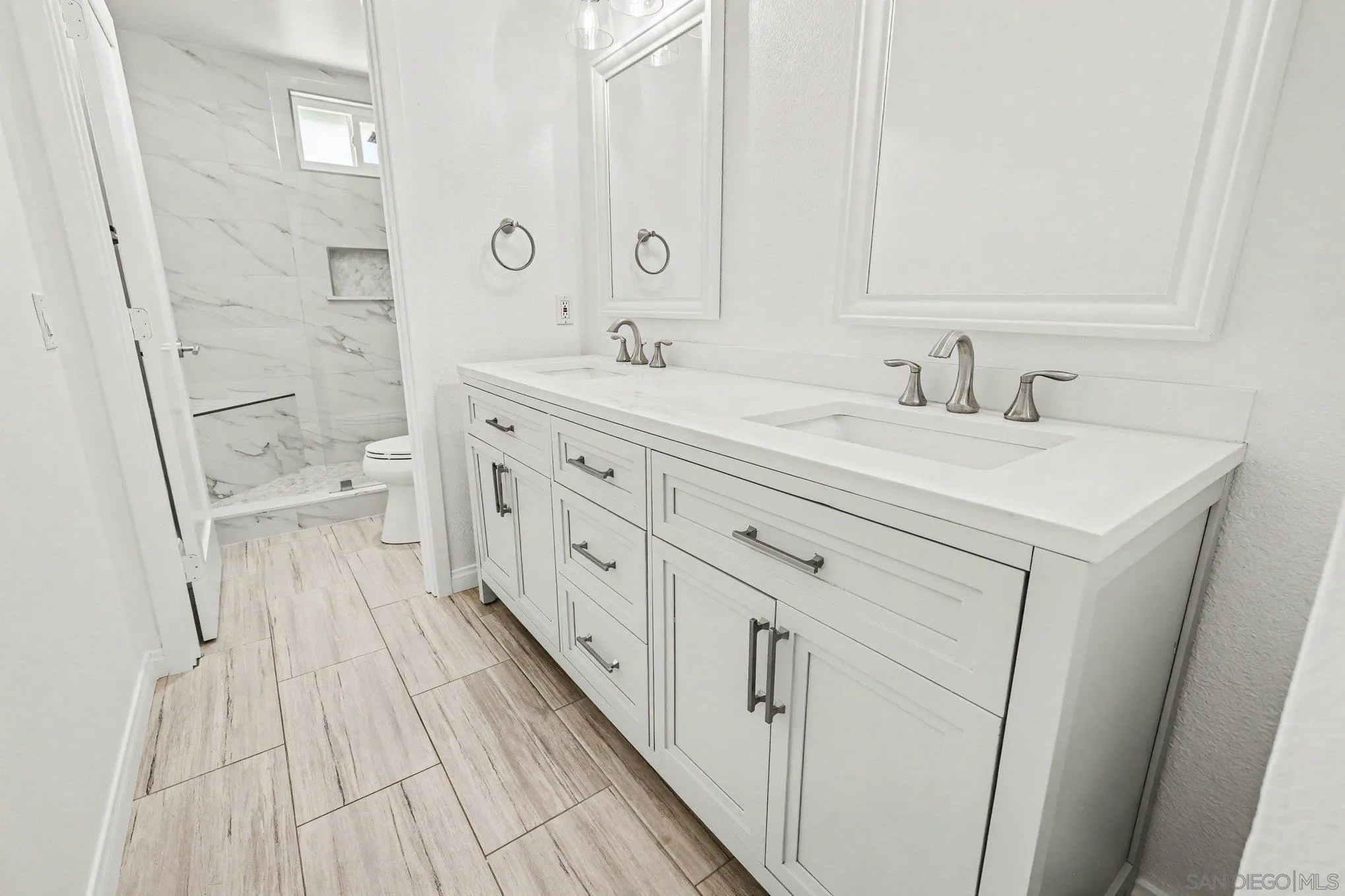 Photo #21: 260012625 Listing: Photo #21