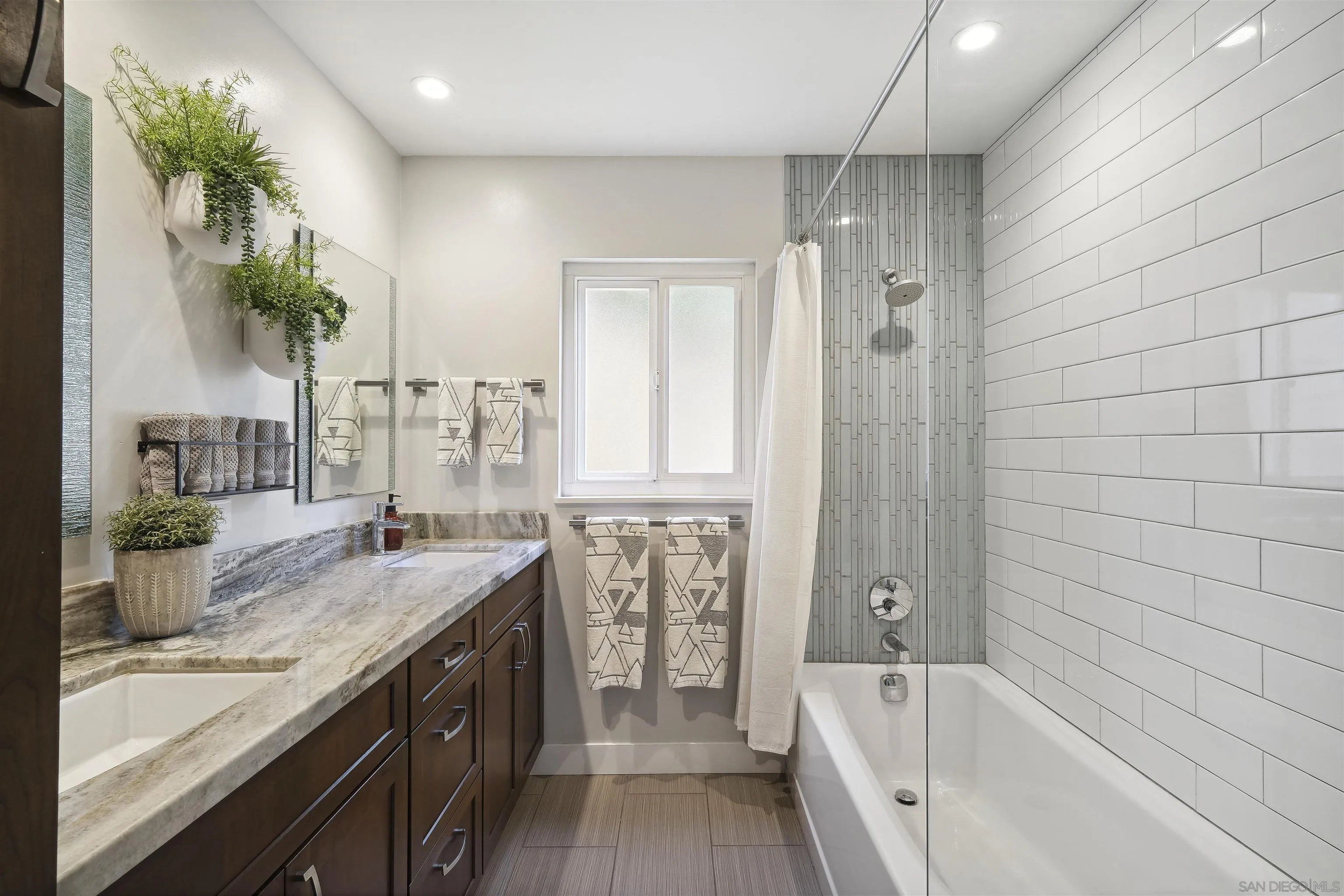 https://cdn.realtyfeed.com/cdn/127/260012632/0ec469fe8ffbebdc2ae8315618041502.webp