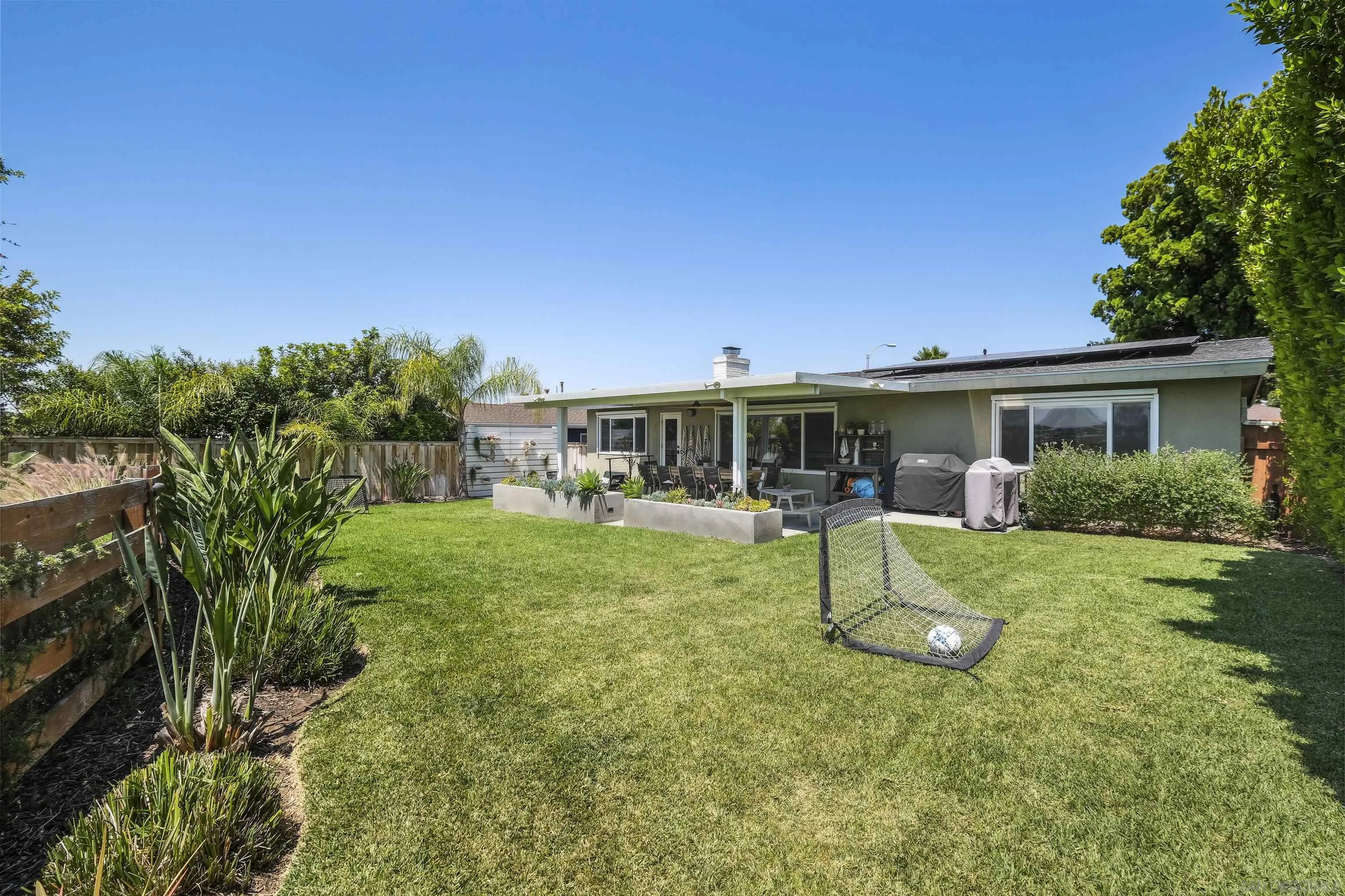 https://cdn.realtyfeed.com/cdn/127/260012632/3de451730b3a9911e1b43218f937a38b.webp