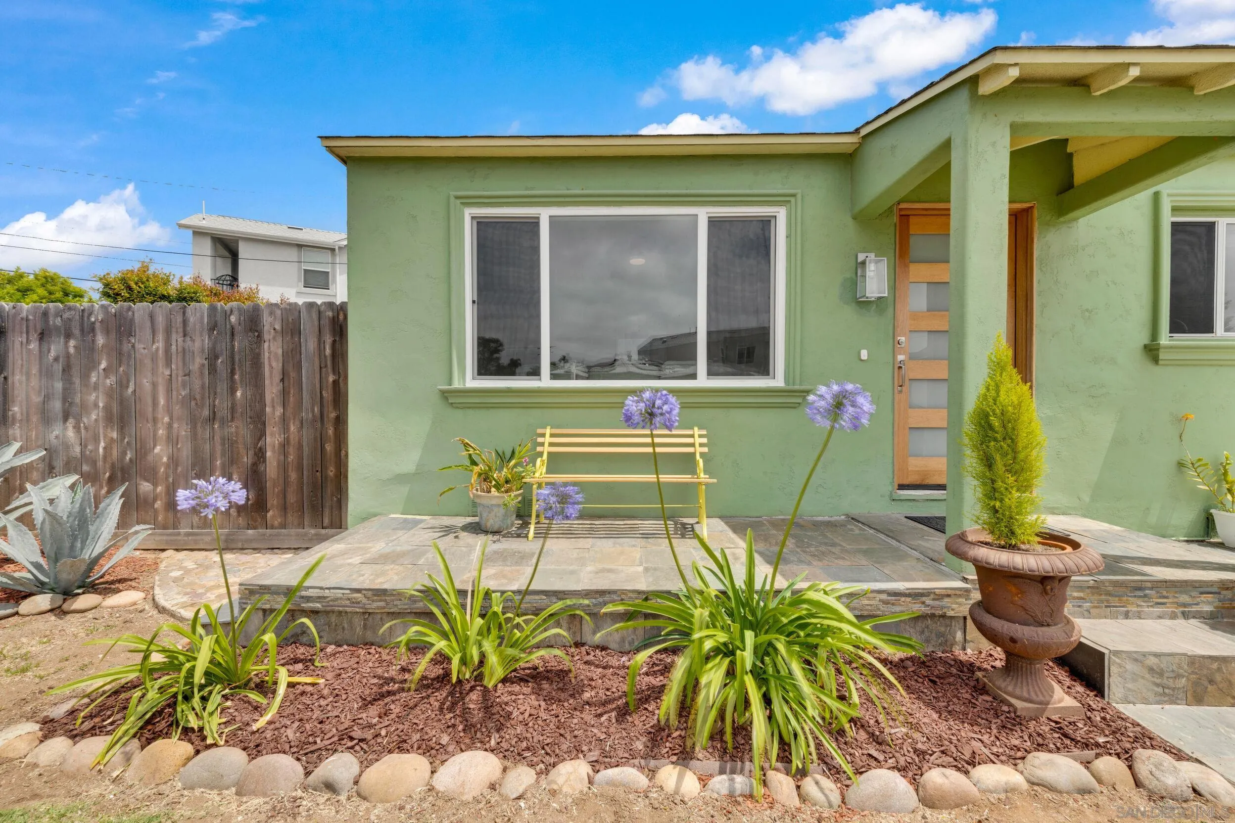 https://cdn.realtyfeed.com/cdn/127/260012640/76870a507e1bd331aa7990c04107521a.webp