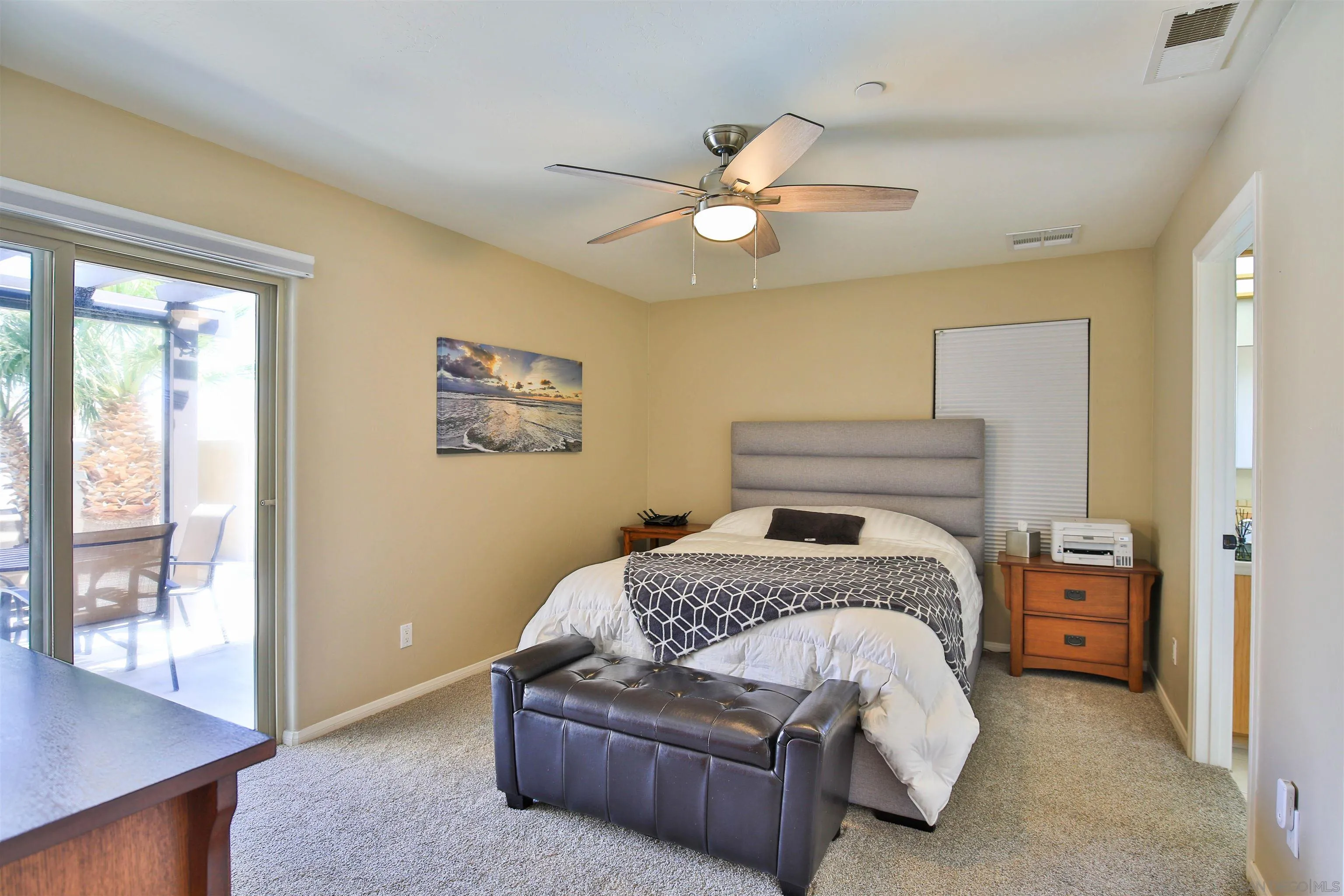 https://cdn.realtyfeed.com/cdn/127/260012643/c4c363fbab7f396fb62e1d469d4ce009.webp