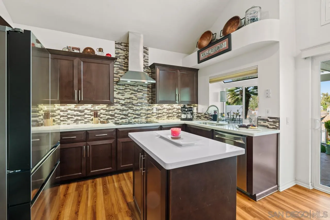 https://cdn.realtyfeed.com/cdn/127/260012653/ed6c651adb5ca7b2e5e1b3ce9ce9701d.webp