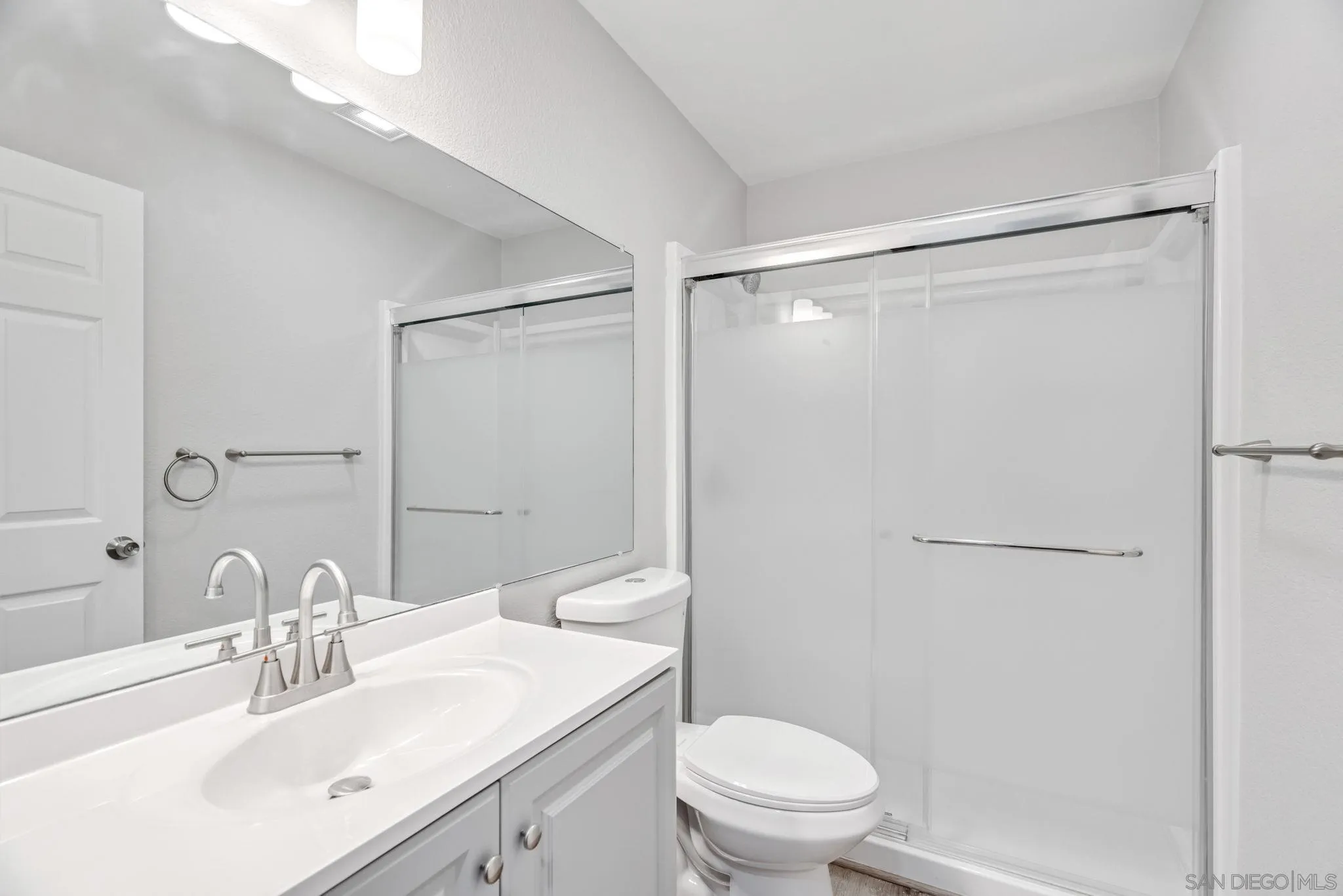 Photo #24: 260012654 Listing: Photo #24
