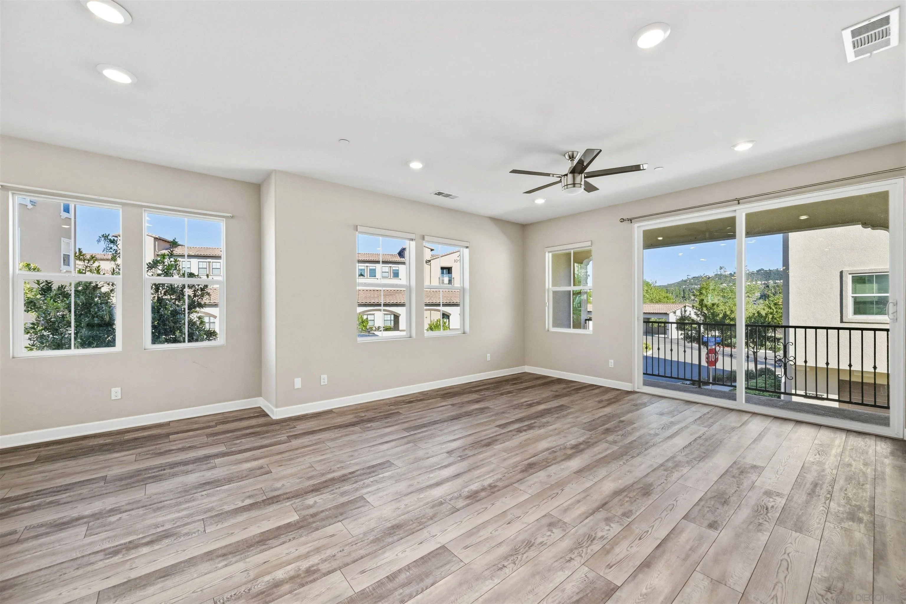 Photo #10: 260012661 Listing: Photo #10