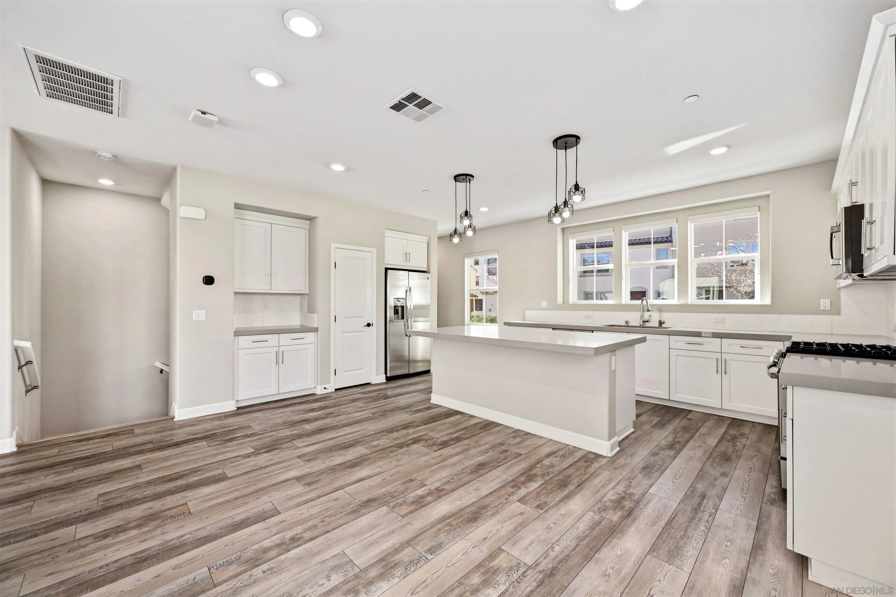 Photo #13: 260012661 Listing: Photo #13