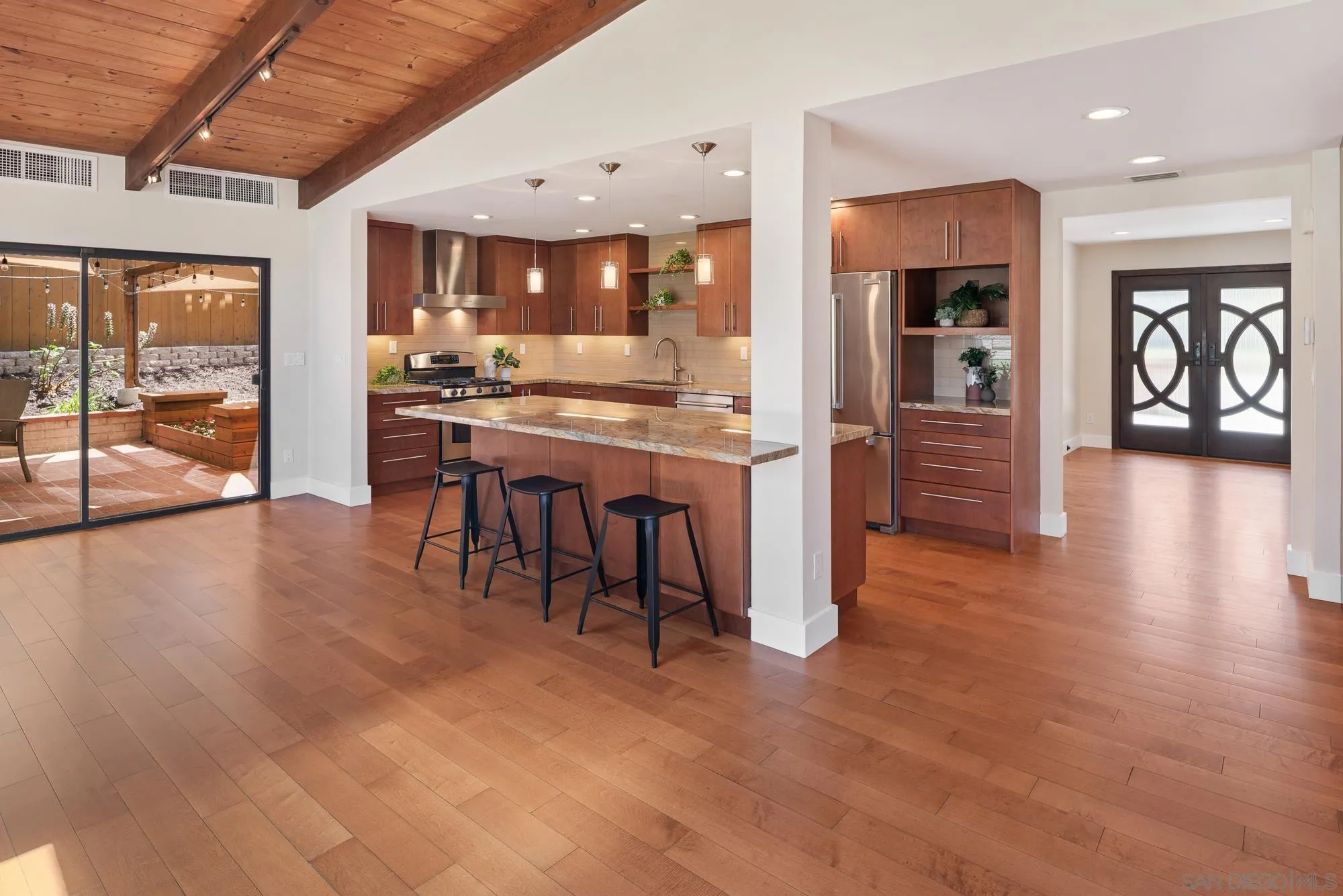 https://cdn.realtyfeed.com/cdn/127/260012670/4f102a2eca0e2880add347af58ea1042.webp